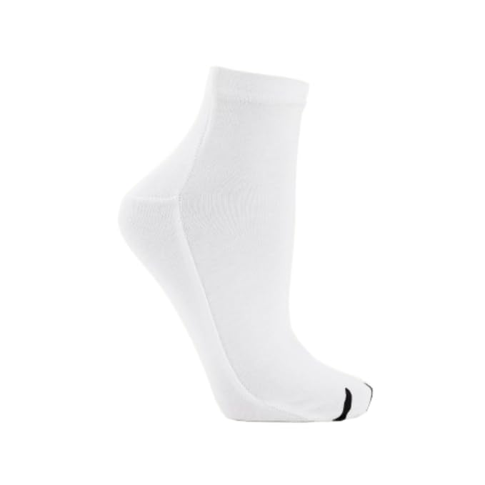 The Body Shop Animal Paw Print Moisture Socks - Soft & Cozy Winter Socks for Women, Cute Animal Design, Perfect for Relaxing at Home, Yoga, or Gift Giving