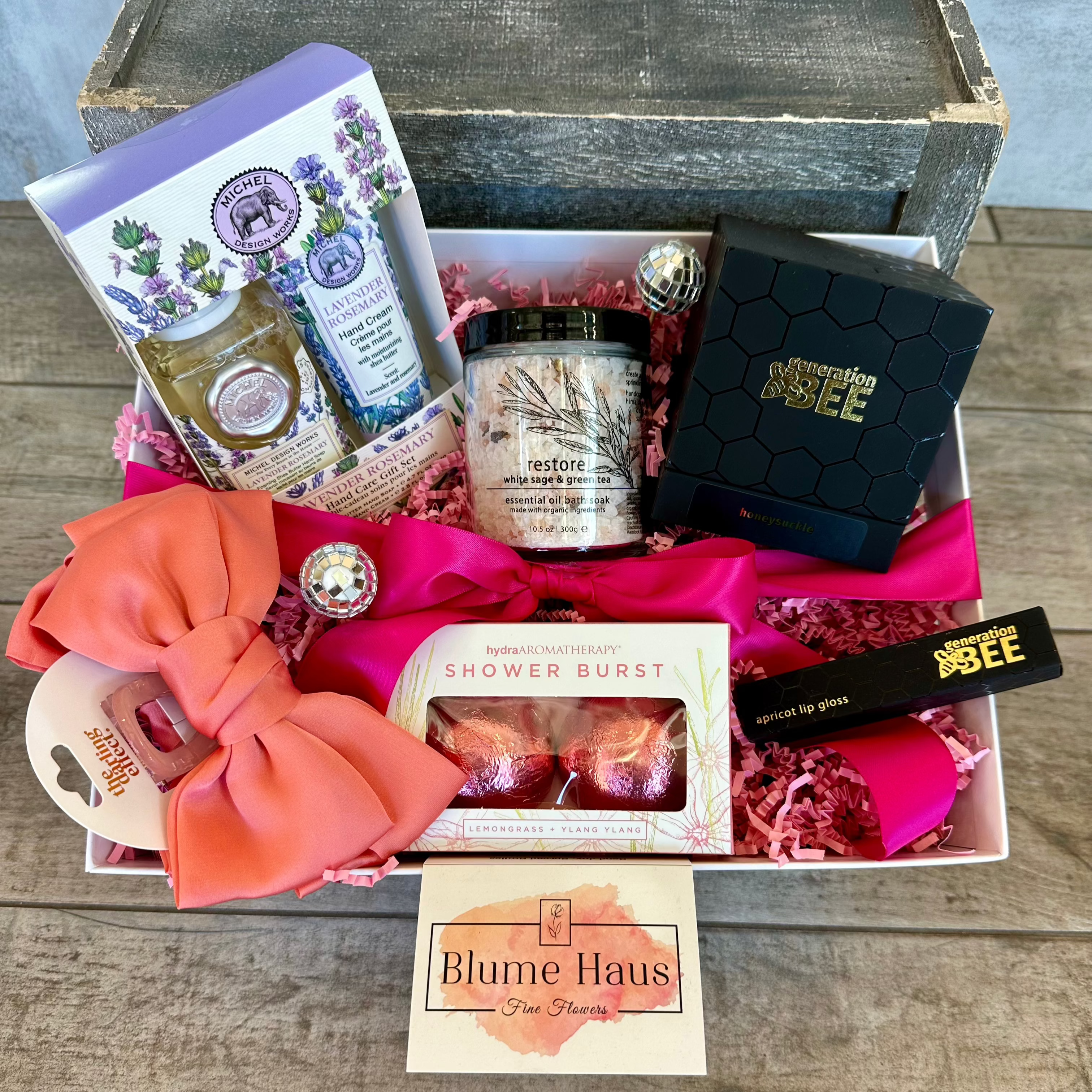 Luxury Spa Gift Set for Women - Relaxing Bath & Body Care Basket with Essential Oils, Bath Bombs & Scented Candles - Perfect Birthday, Anniversary & Self-Care Gift Idea for Her