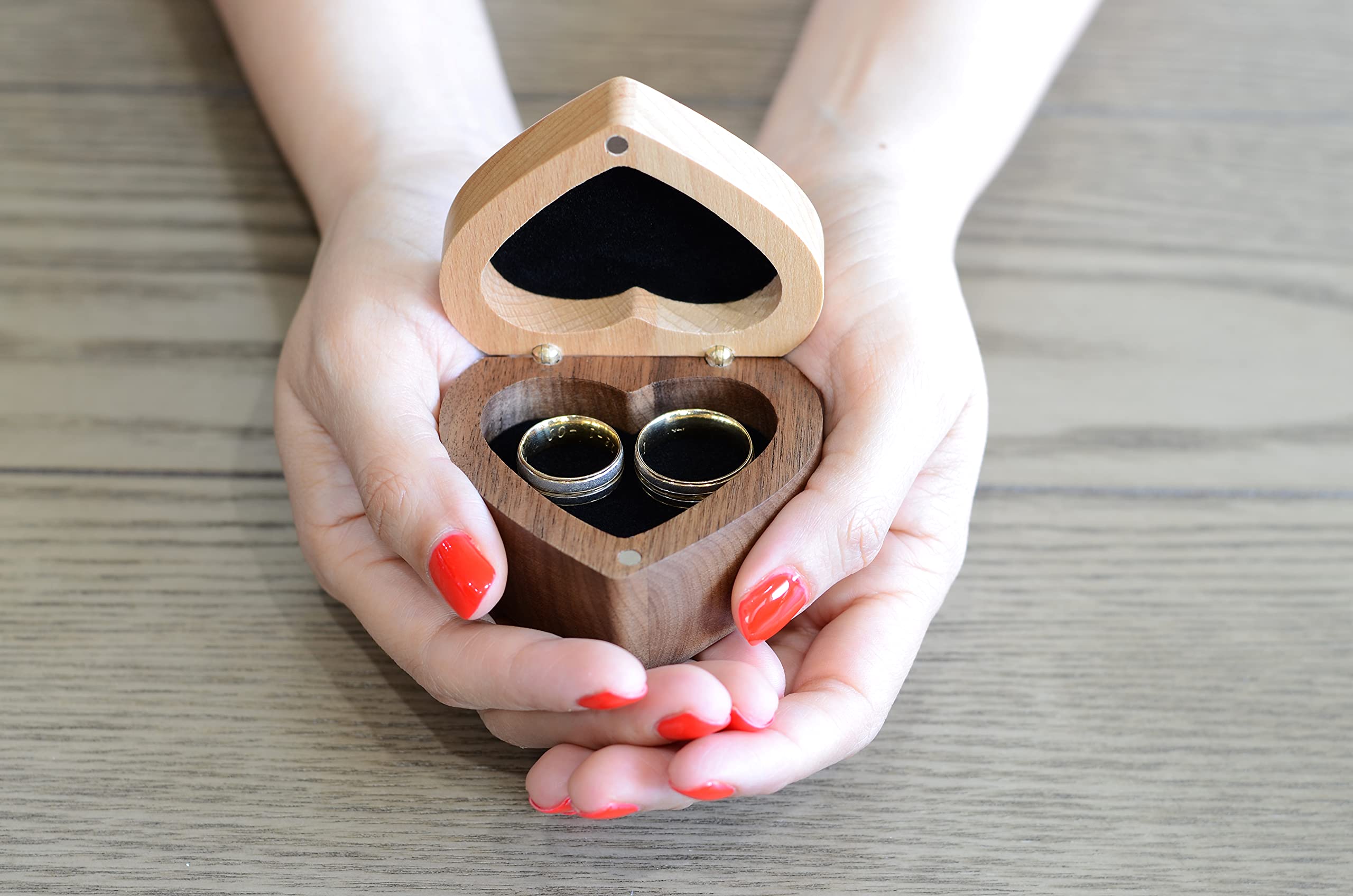 Engraved Wooden Heart Ring Box for Wedding Ceremony - 'Yes We Do' Ring Bearer Box - Perfect for Proposals, Vows & Romantic Gift Giving
