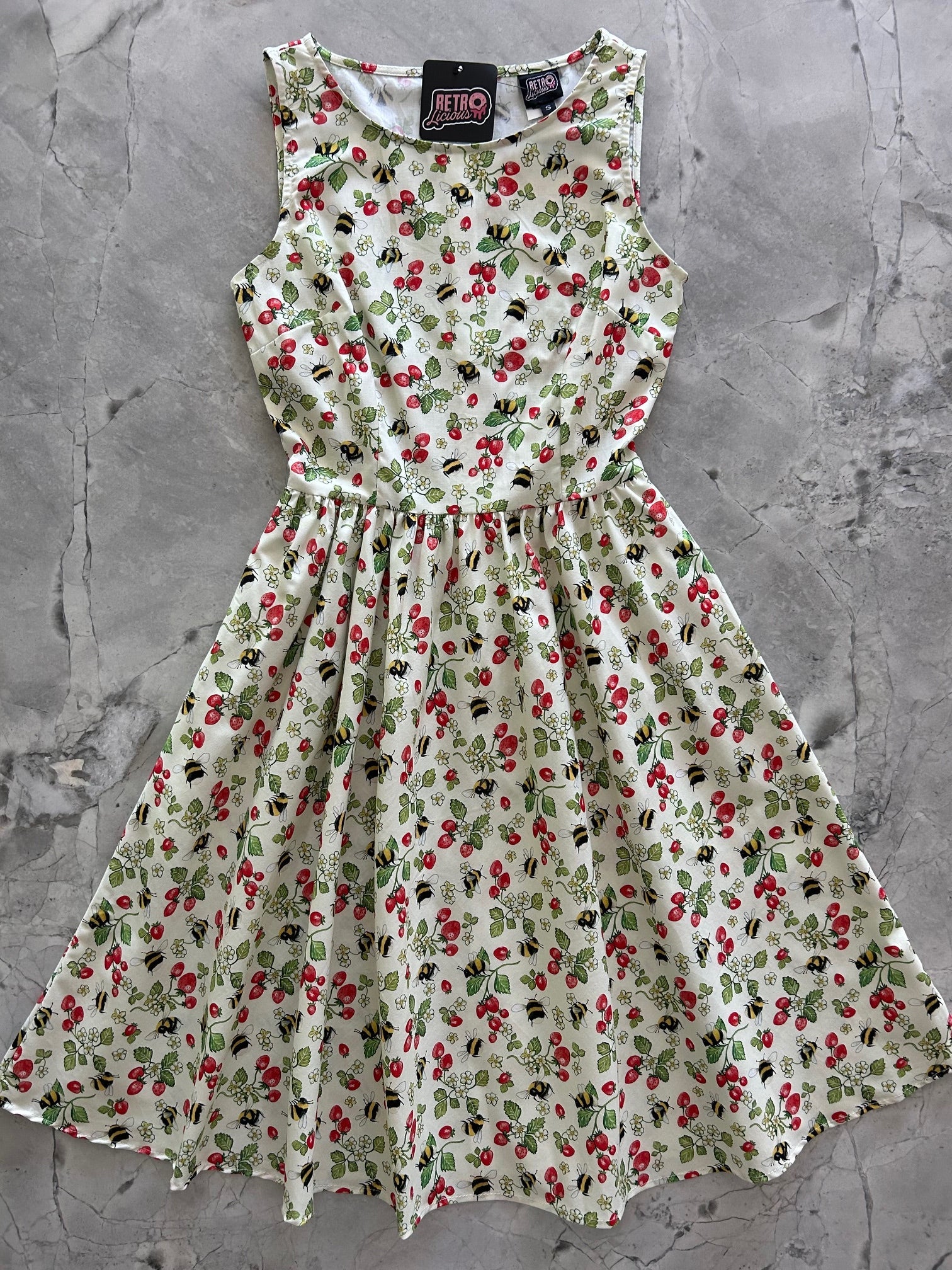 Vintage Floral Print Dress for Women - Retro A-Line Tea Party Dress with Puff Sleeves | Perfect for Garden Parties, Date Nights & Special Occasions