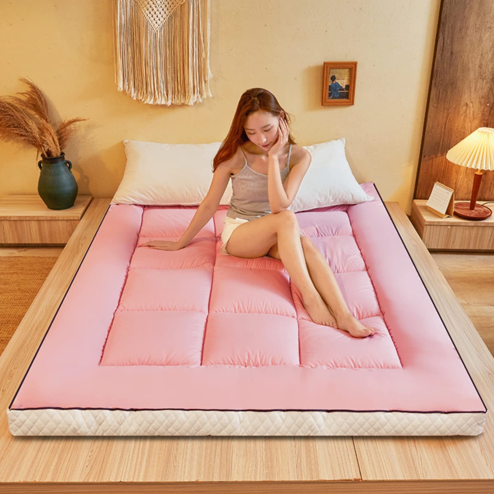 Japanese Futon Mattress - Thick Roll Up Winter Quilted Floor Mattress, Portable Folding Tatami Sleeping Pad for Camping, Couch & Guest Bed - Pink 150x200cm (59x79in) - Perfect for Small Spaces, Sleepovers & Cozy Nights