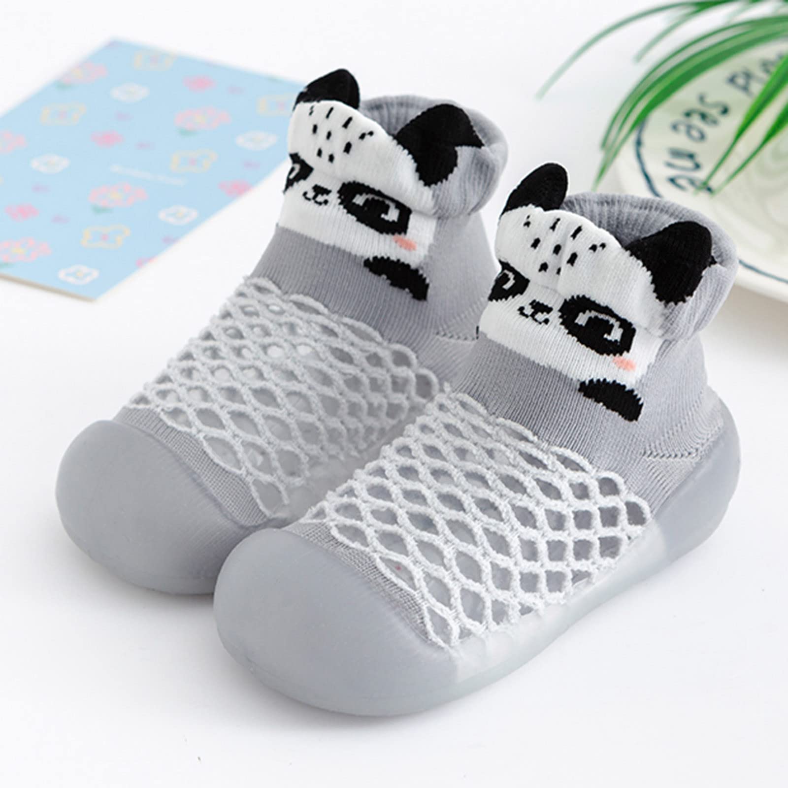 **Boys 5T Light Up Shoes - Toddler Non-Slip Breathable Mesh Sneakers with Animal Prints & Cartoon Socks Design for Infants & Girls - Perfect for Indoor Play, Early Walking & Casual Outings**