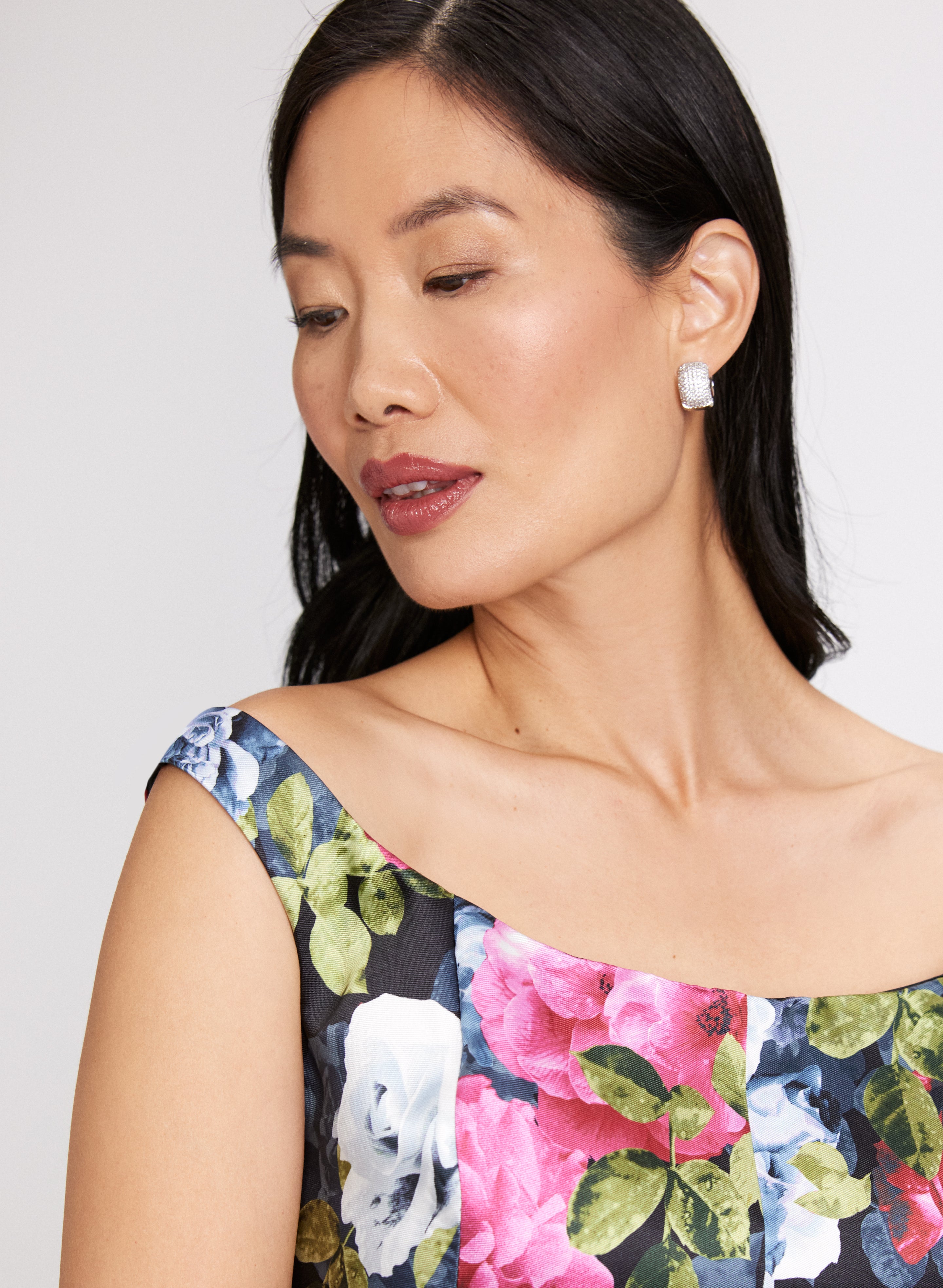 Floral Print Summer Dress for Women - Elegant A-Line Dress with Placement Floral Design, Perfect for Beach Vacations, Weddings & Casual Outings