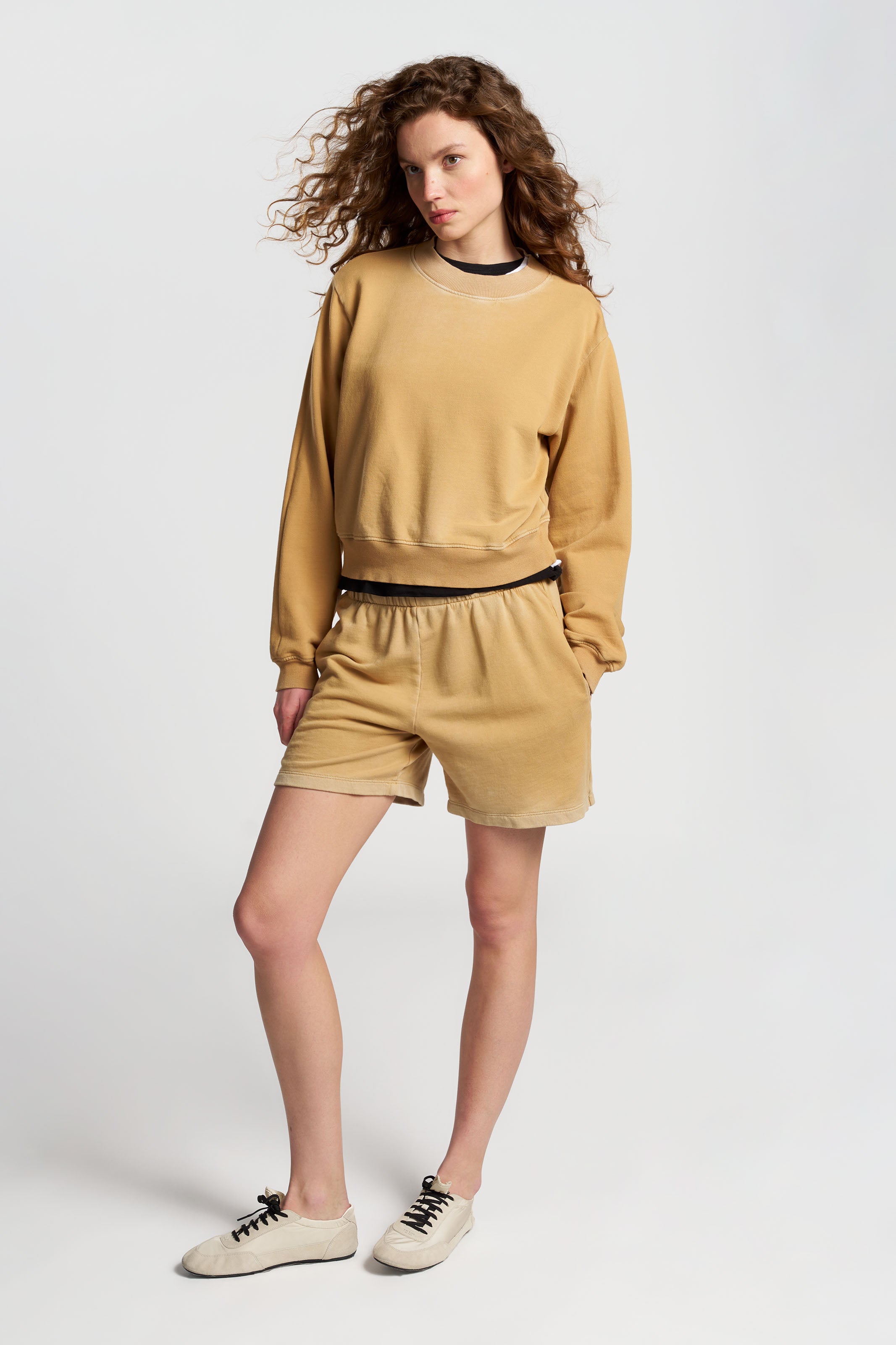 Vintage Roma Crew Wheat T-Shirt - Retro Style Cotton Tee for Men & Women - Perfect for Casual Wear, Street Fashion, and Everyday Outfits