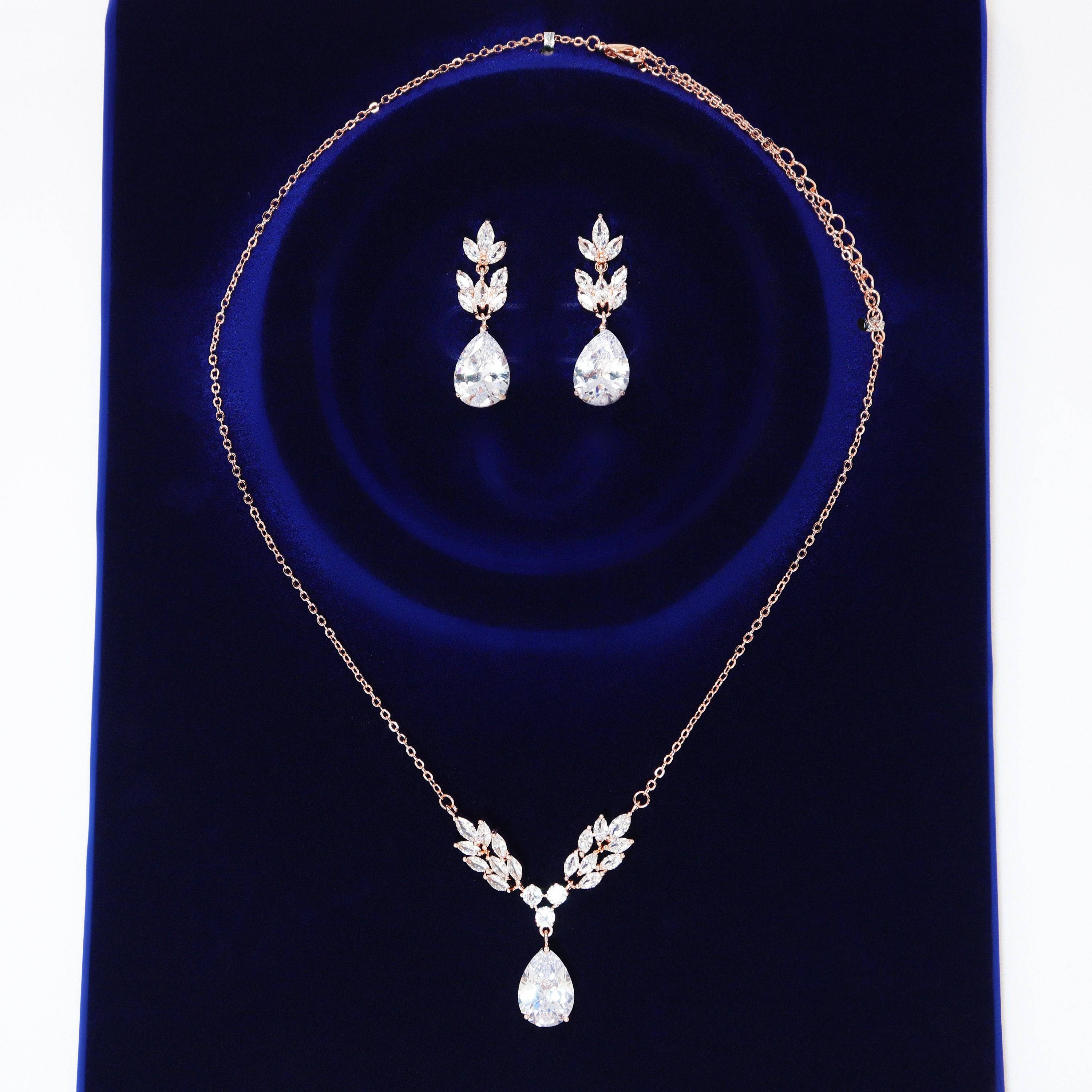 Swarovski Crystal Dainty Vine Leaves Drop Necklace & Earrings Set - Elegant Bridal Jewelry for Wedding, Party & Special Occasions