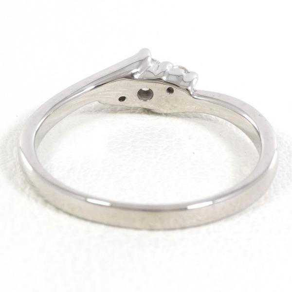 18K White Gold Diamond Ring for Women - Elegant Solitaire Engagement & Wedding Band - Perfect for Proposals, Anniversaries, and Special Occasions