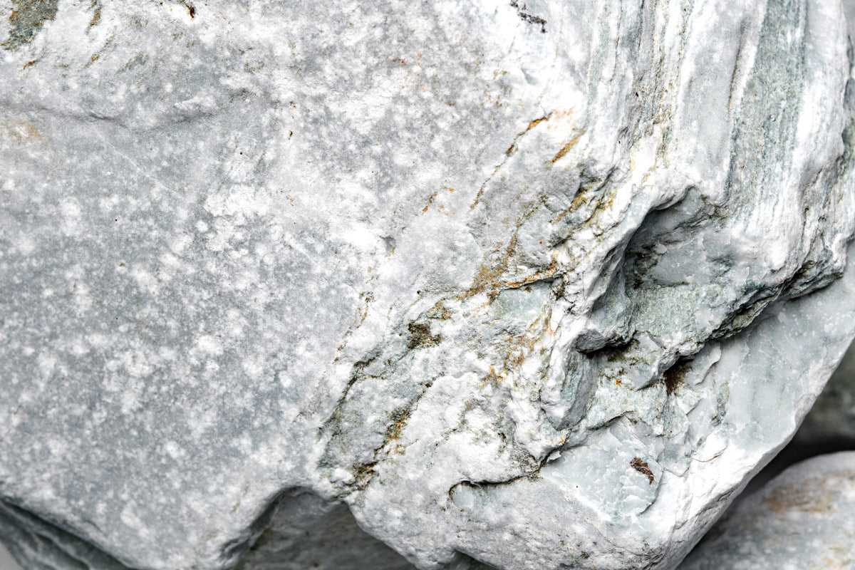 Premium Caledonia Stone - Natural Decorative Rock for Landscaping, Garden Decor & Aquarium Use | Durable & Weather-Resistant Outdoor & Indoor Design Element