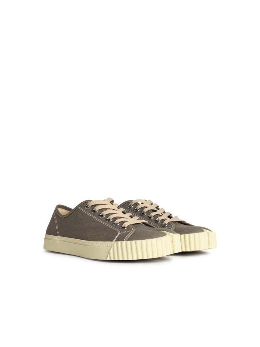 Stylish Grey Tela Tabi Sneakers - Comfortable Split-Toe Shoes for Walking, Running & Casual Wear | Perfect for Yoga, Martial Arts & Street Fashion