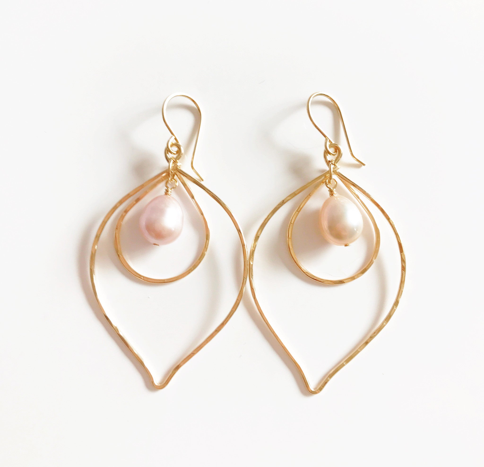 Pink Pearl Earrings for Women - Elegant Kina Style Dangle Earrings (E338) - Perfect for Weddings, Parties & Special Occasions