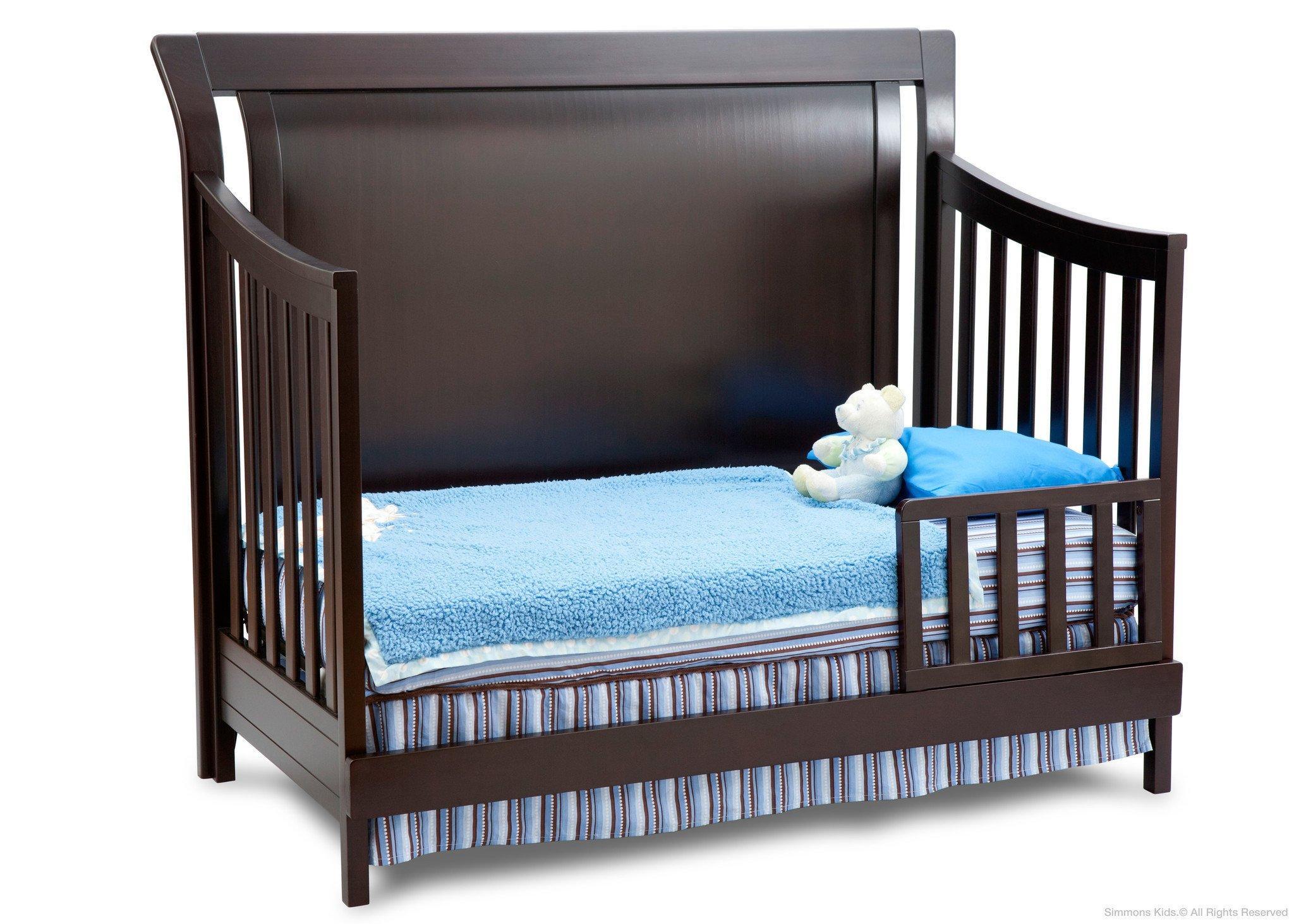 Adele Lifetime Crib - Convertible Baby Crib to Toddler Bed, Full Size Daybed & Twin Bed | Safe & Durable Wooden Crib for Nursery | Perfect for Newborns, Infants & Growing Toddlers | Ideal for Baby Rooms, Daycare Centers & Guest Rooms