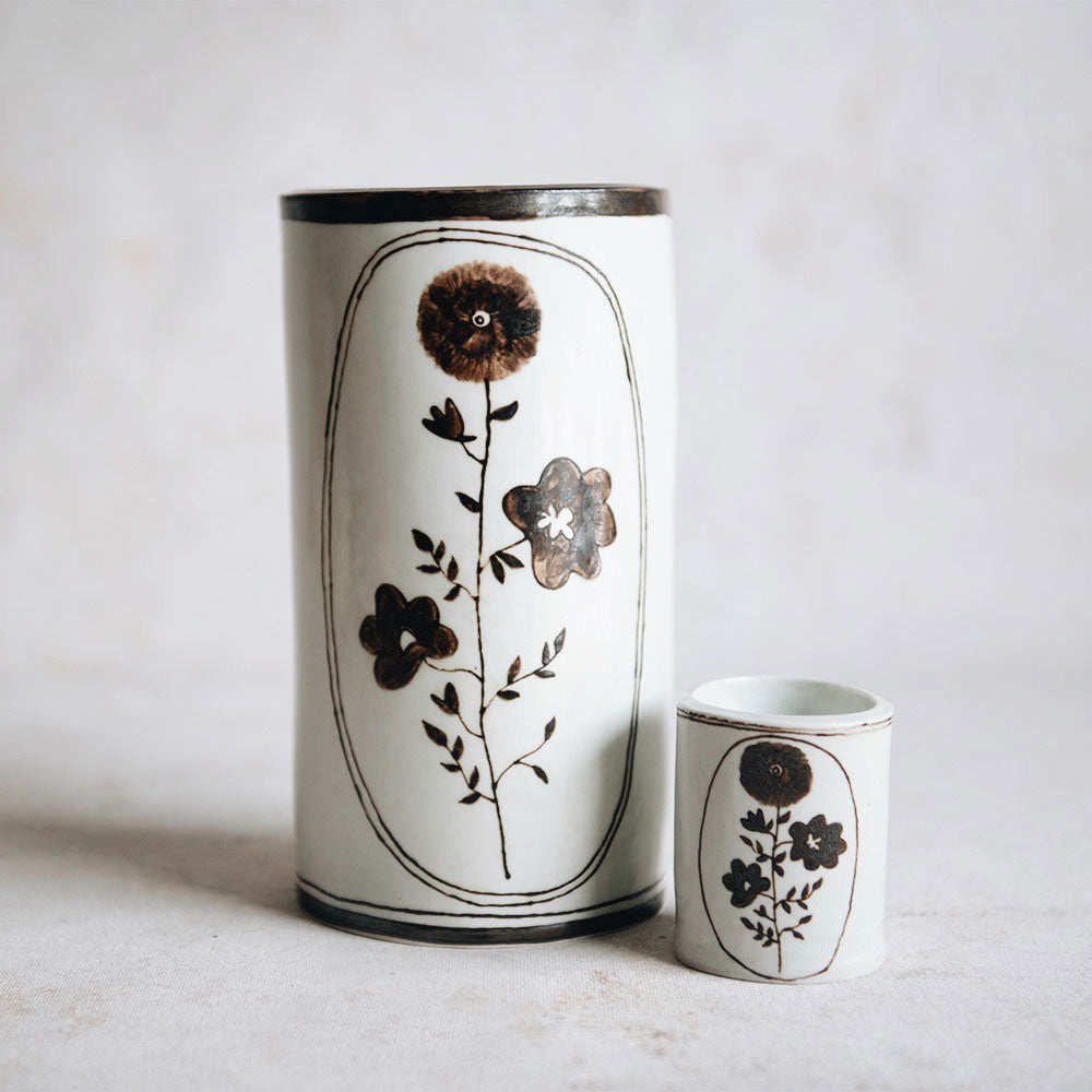 Hand Painted Porcelain Posy Vessel - Floral Decorative Vase for Home Decor, Wedding Centerpiece & Gift Idea - Perfect for Living Room, Dining Table & Special Occasions