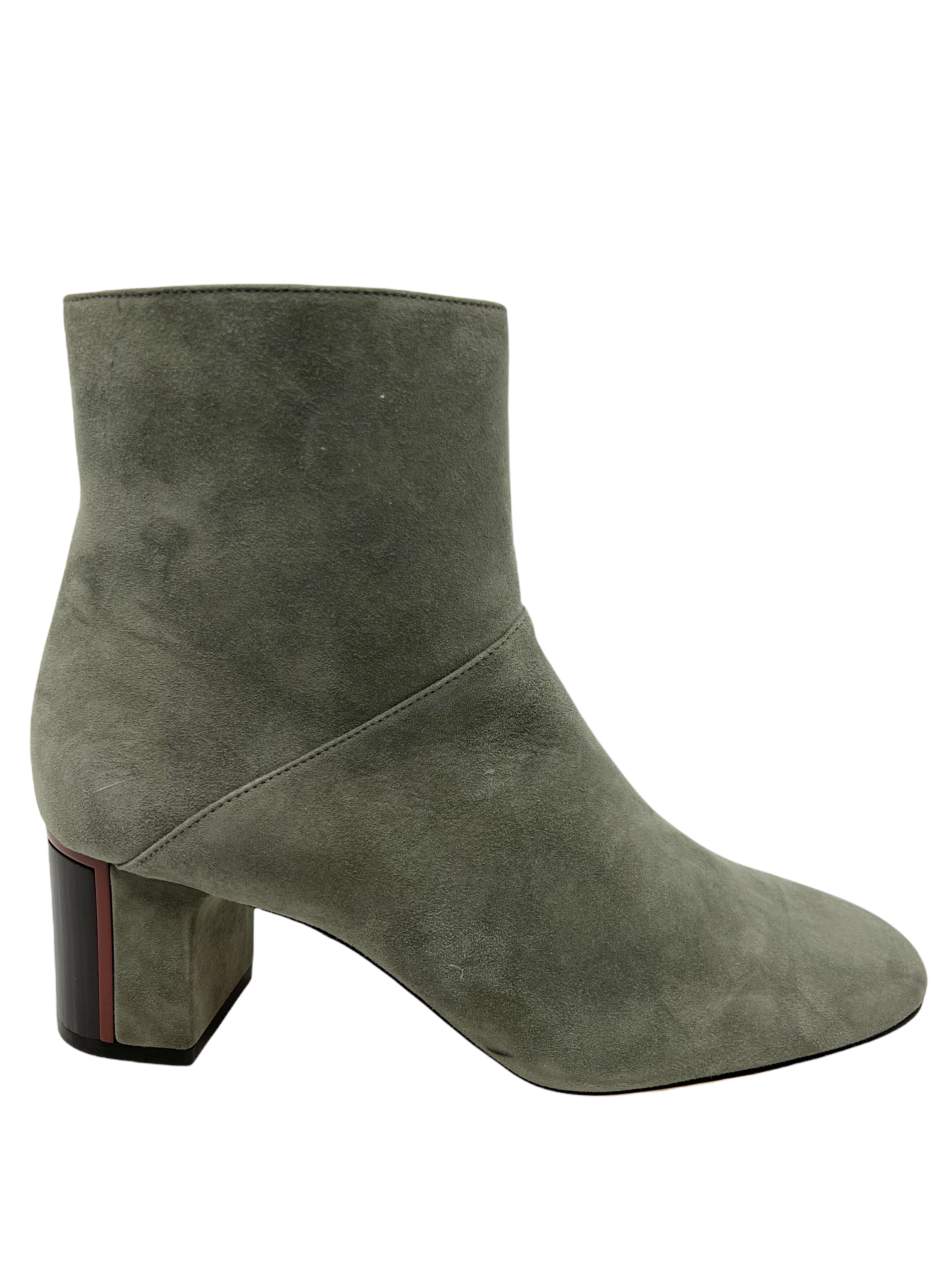 Loro Piana Bleeker Suede Ankle Booties Women's Size 7.5 - Comfortable & Stylish Suede Boots for Casual Outings & Office Wear