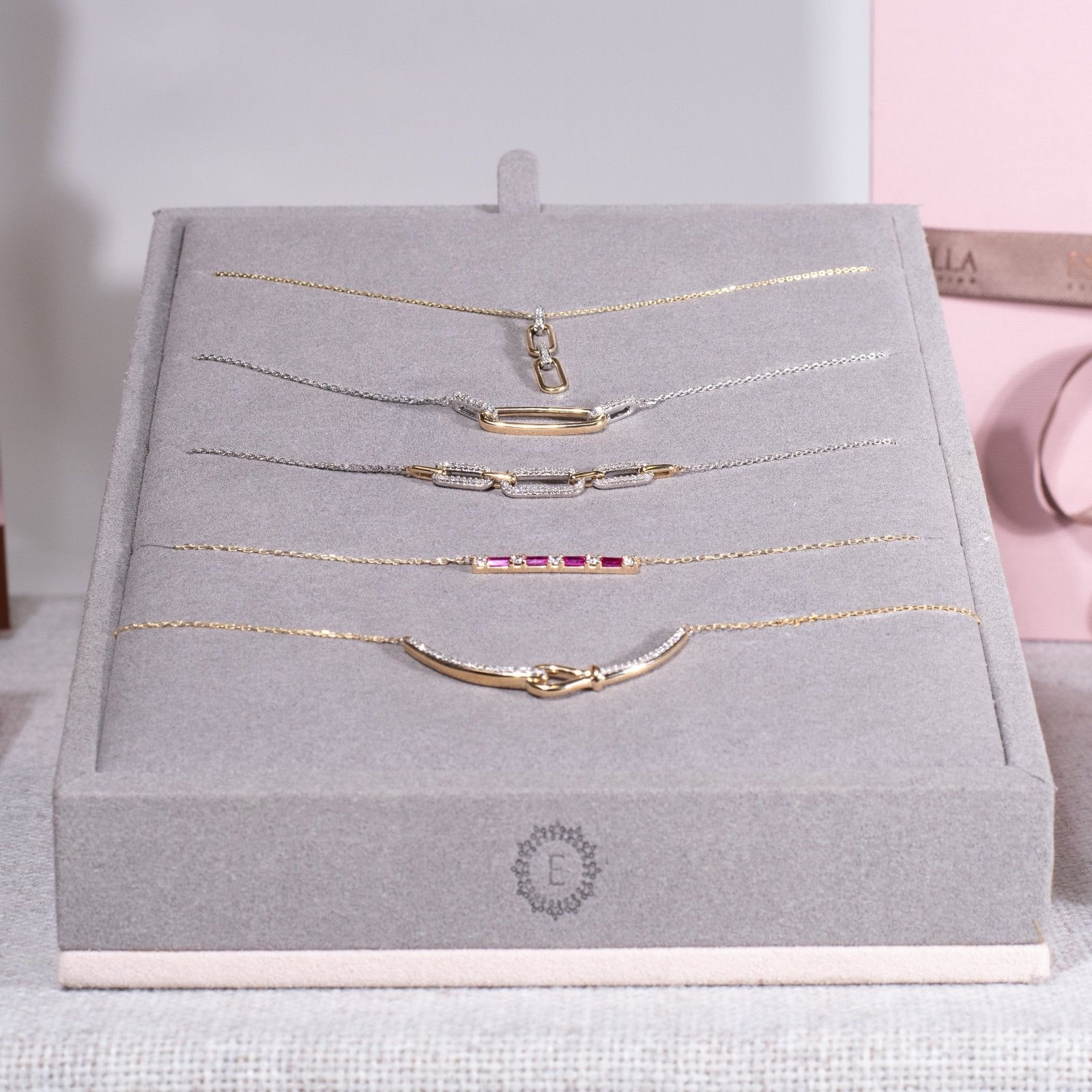 10k Yellow Gold Interlocking Diamond Oval Pendant with Three Links Chain Necklace - Elegant Jewelry Gift for Women, Perfect for Weddings, Anniversaries & Special Occasions