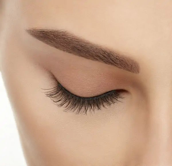 Ardell Strip Lashes 740 - Natural Looking False Eyelashes for Dramatic Lift Effect | Perfect for Parties, Weddings & Special Occasions