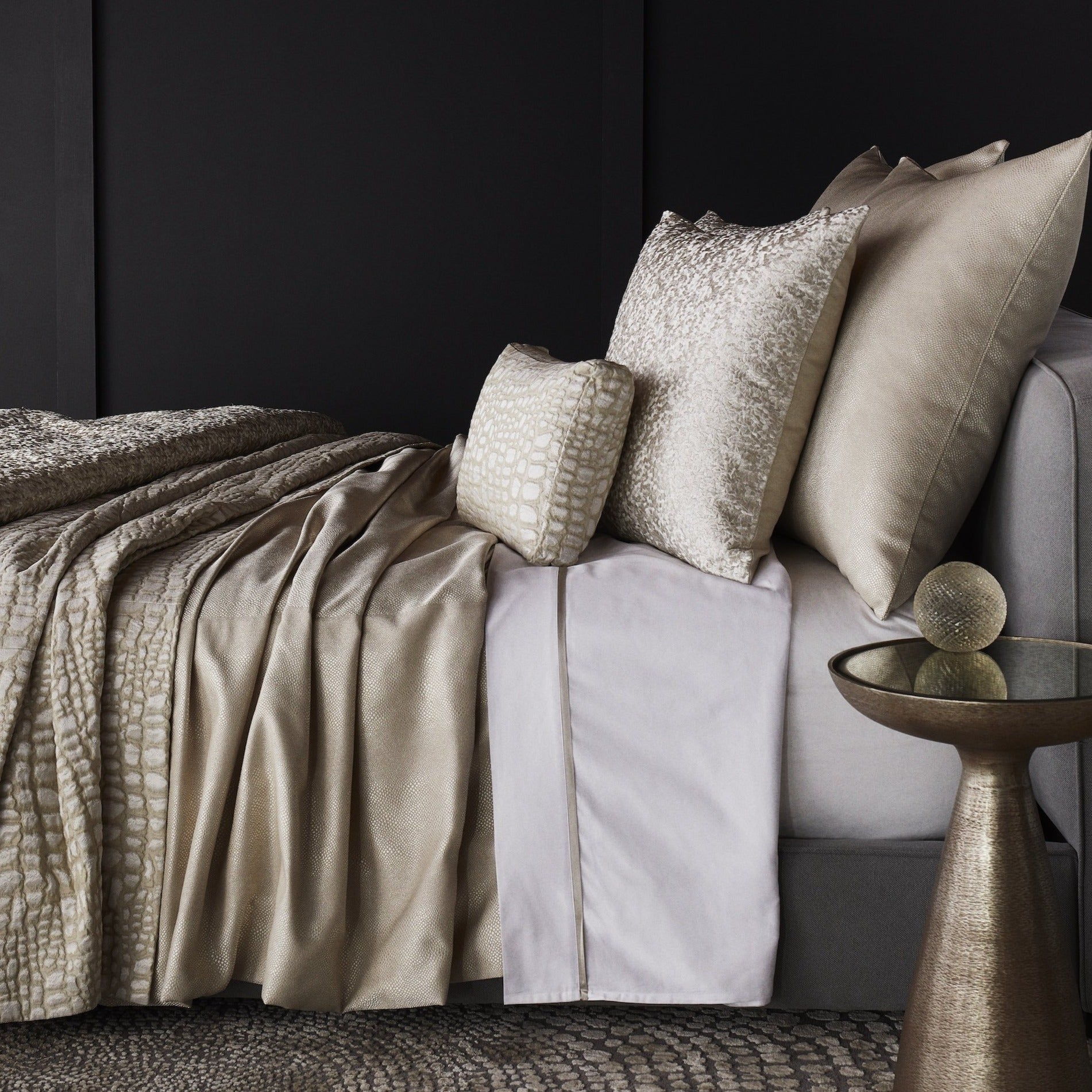 Komodo Coverlet - Soft & Lightweight Bed Blanket for All Seasons - Perfect for Bedroom, Living Room, or Travel Use