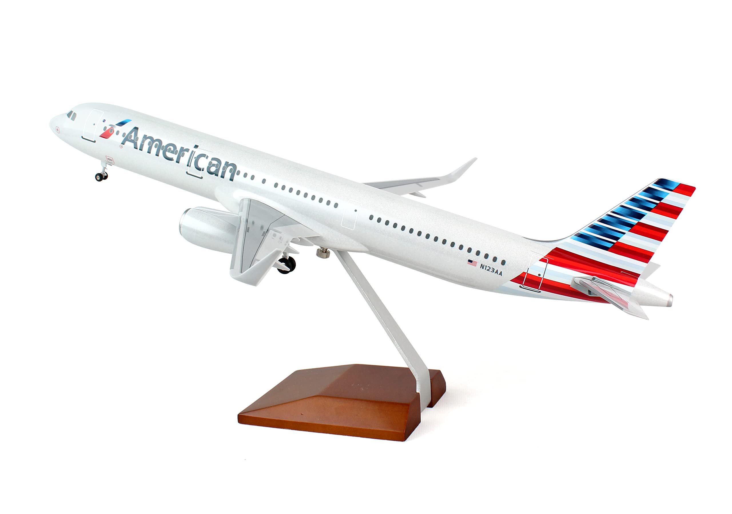 Daron Skymarks American A321 Airplane Model with Wood Stand & Gear - 1/100 Scale Diecast Aircraft Collectible for Aviation Enthusiasts - Perfect for Home Display, Office Decor, and Gift Giving