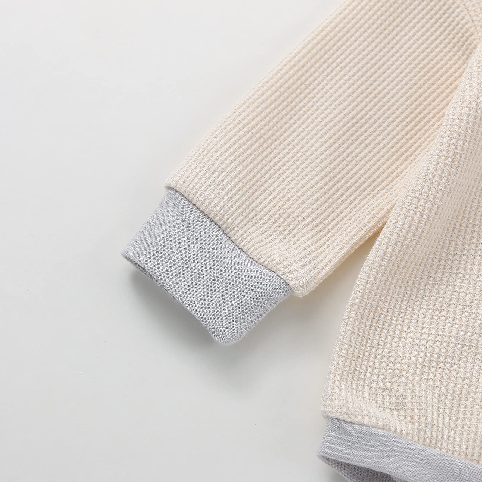 Douhoow Baby Romper - Soft Knit Waffle Bodysuit with Long Sleeves for Newborn Boys & Girls | Cozy Autumn & Fall Outfit | Perfect for Playdates, Family Photos & Seasonal Comfort