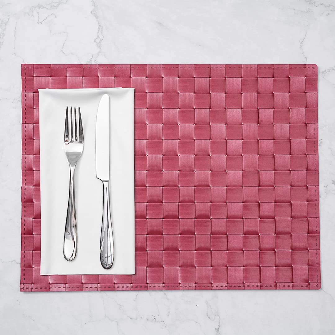 Restaurantware Macroweave 16 x 12 Inch Woven Placemats Set of 6 - Durable & Easy Clean Red Plastic Table Mats for Dining, Kitchen, Restaurants | Perfect for Everyday Use, Parties & Holiday Decor