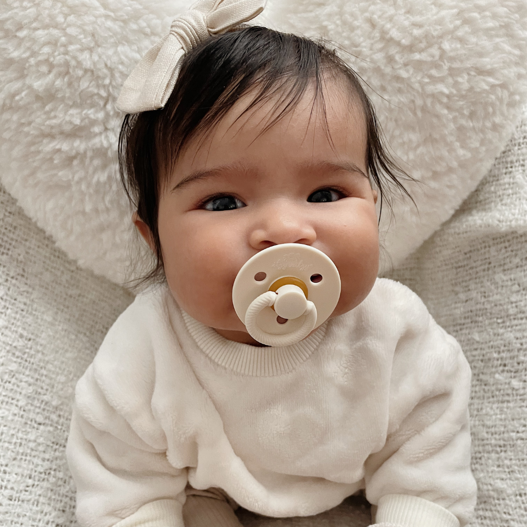 Itzy Soother™ Natural Rubber Pacifier Sets - Blossom & Rosewood for Babies 6-18 Months | BPA-Free, Orthodontic Nipples for Comfort & Healthy Development | Perfect for Daycare, Travel & Soothing Fussy Babies