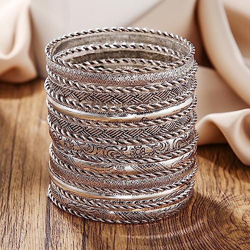 A SET-19pc Retro Silver