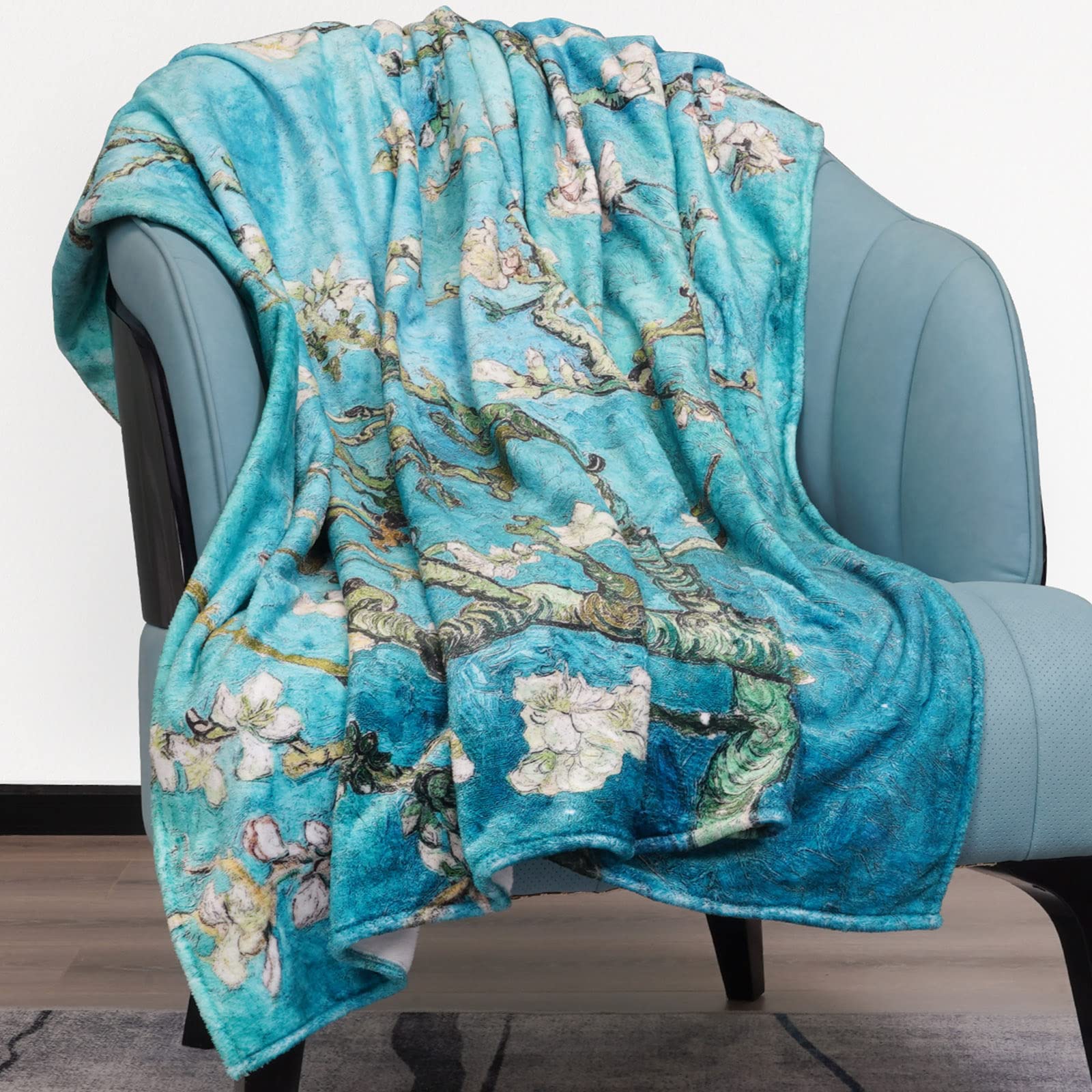Japanese Art Throw Blanket - The Great Wave Off Kanagawa Flannel Fleece Blanket | Super Soft & Warm for Bed, Couch & Sofa | Plush Blanket for Kids & Adults | Perfect Gift | 80x60 Inch | Ideal for Home Decor, Cozy Evenings & Winter Comfort