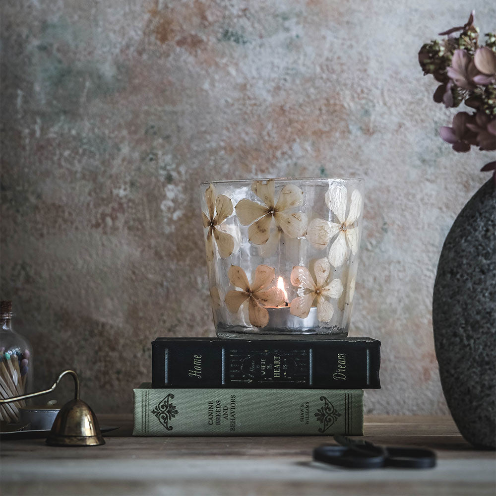 Elegant Glass Hurricane Candle Holder with Everlasting Floral Design - Perfect for Wedding Centerpieces, Home Decor & Romantic Dinner Settings