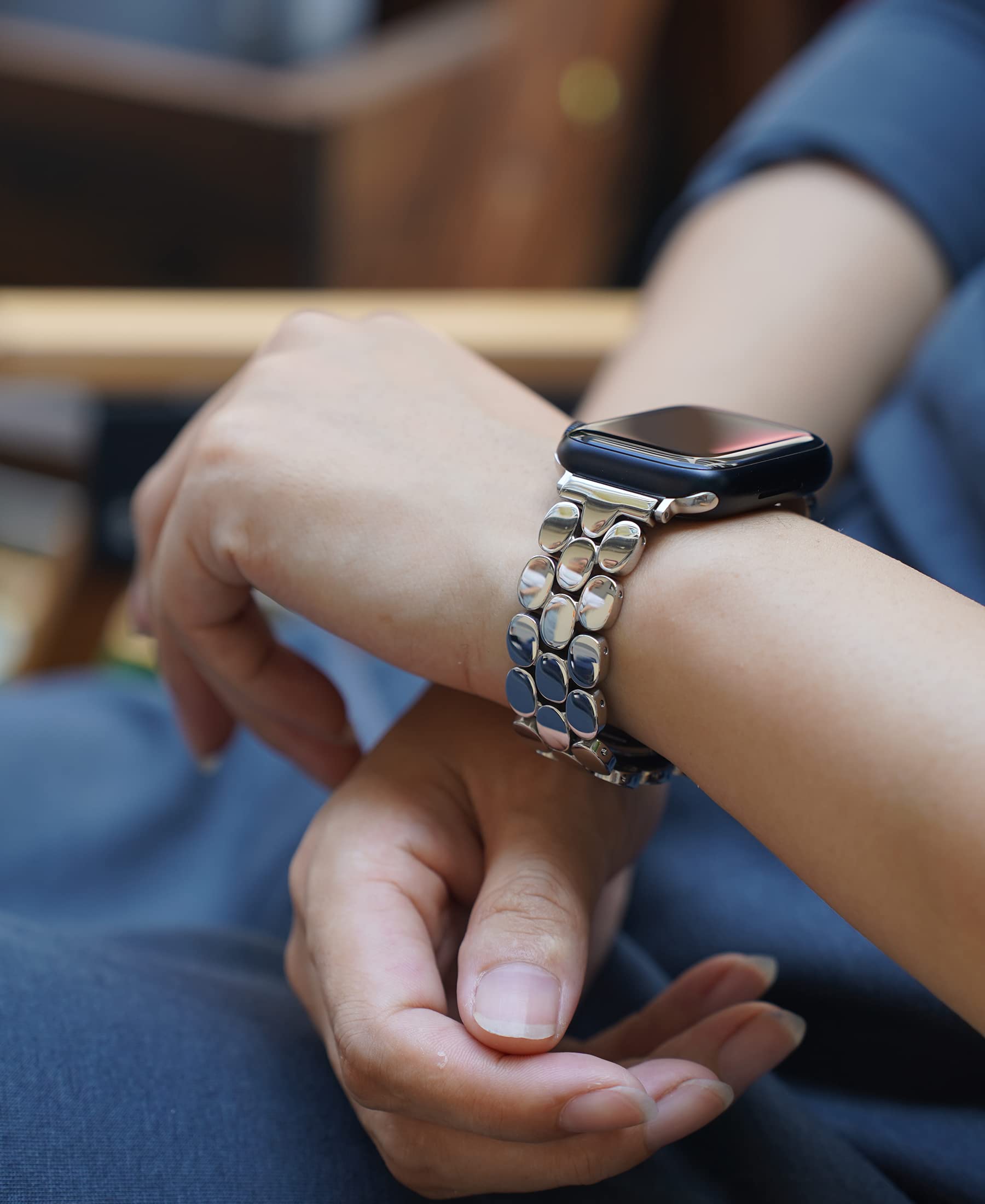 Stylish & Comfortable Apple Watch Bands for Women - Compatible with 38mm/40mm/41mm/42mm/44mm/45mm/46mm/49mm Models (Series 1-10 & SE) - Gold, Silver & Rose Gold Options - Perfect for Workouts, Office Wear & Everyday Fashion