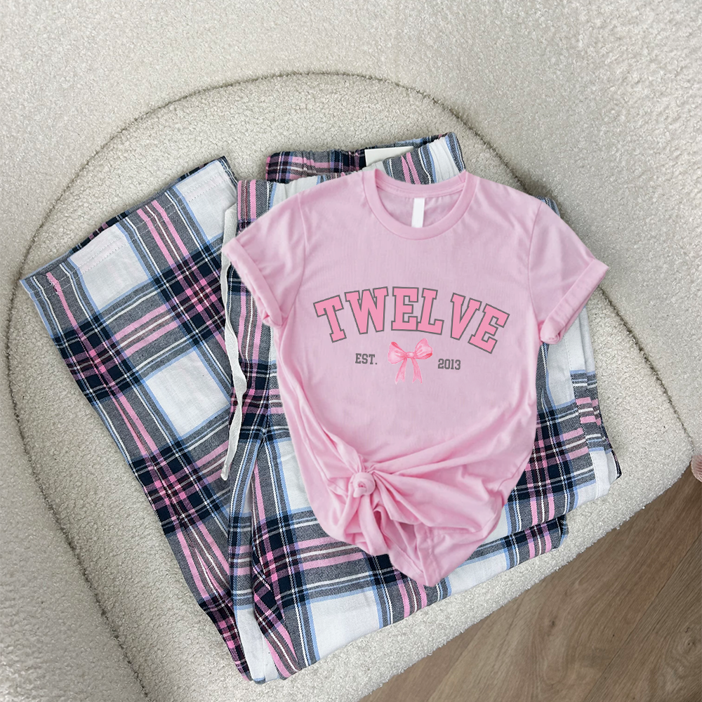 Personalized Coquette Age & Year T-Shirt & Garland Pajama Set - Perfect for Birthdays, Sleepovers & Cozy Nights