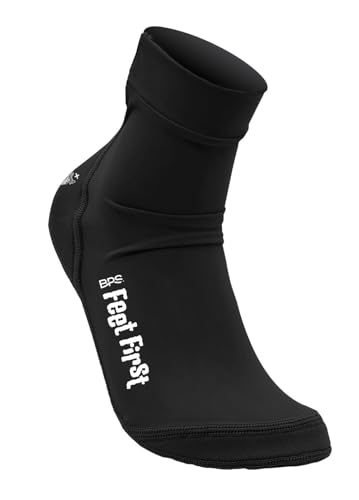 01 Black With Rubber Grip Soles