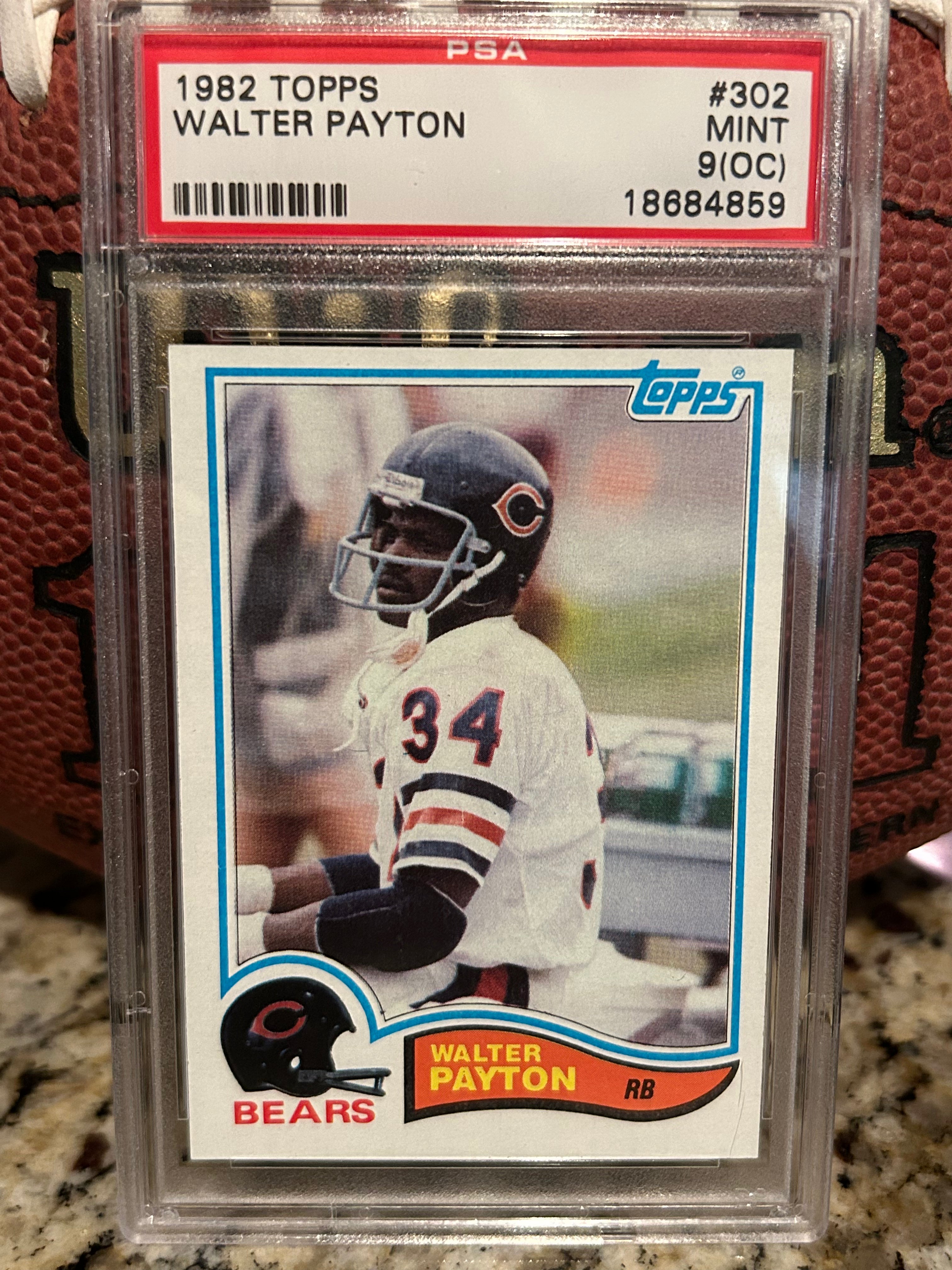 1982 Topps Walter Payton #302 PSA 9 MINT Football Card - Rare Collectible for Sports Memorabilia & Investment