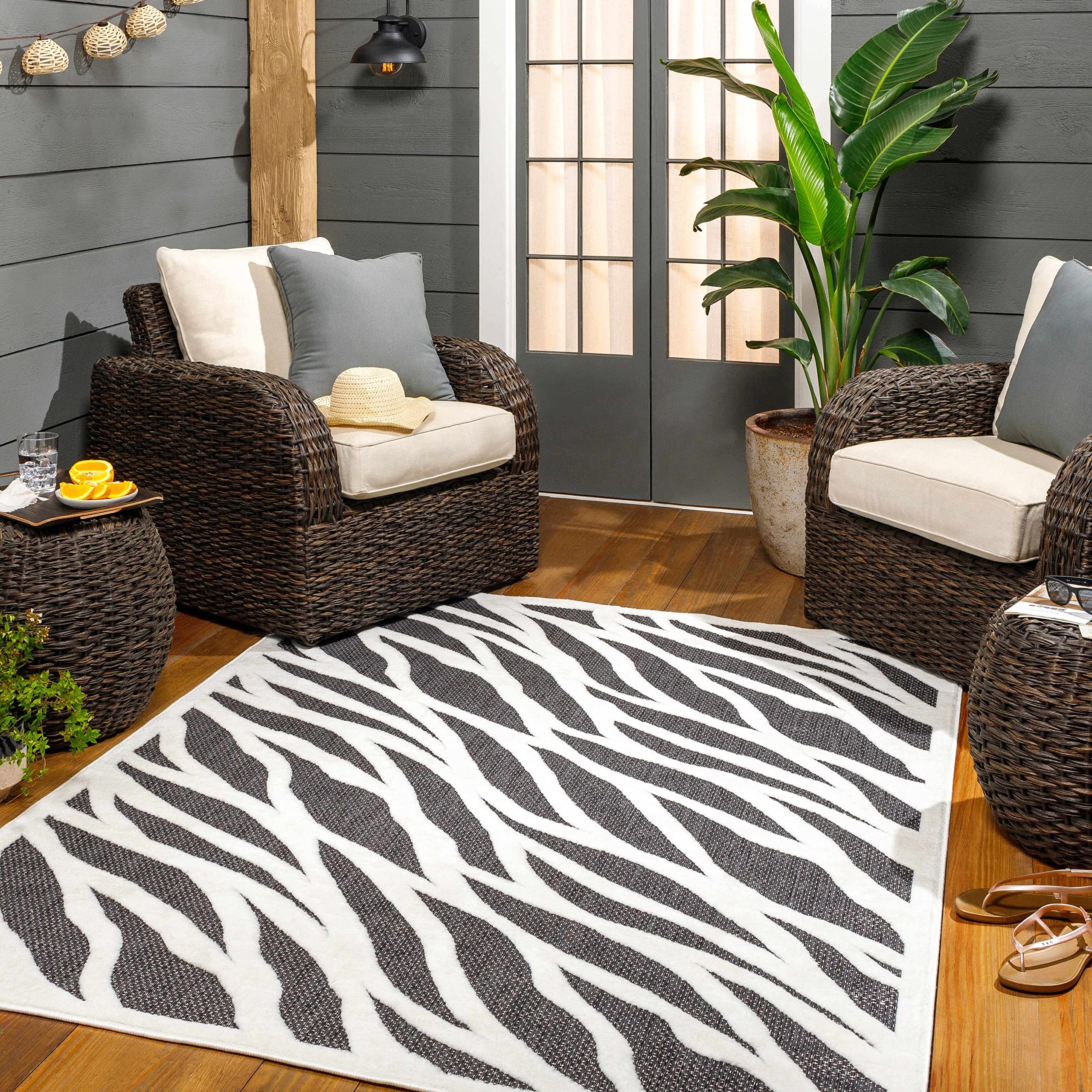 Hauteloom Astra Indoor Outdoor Area Rug - Gray - 7'10