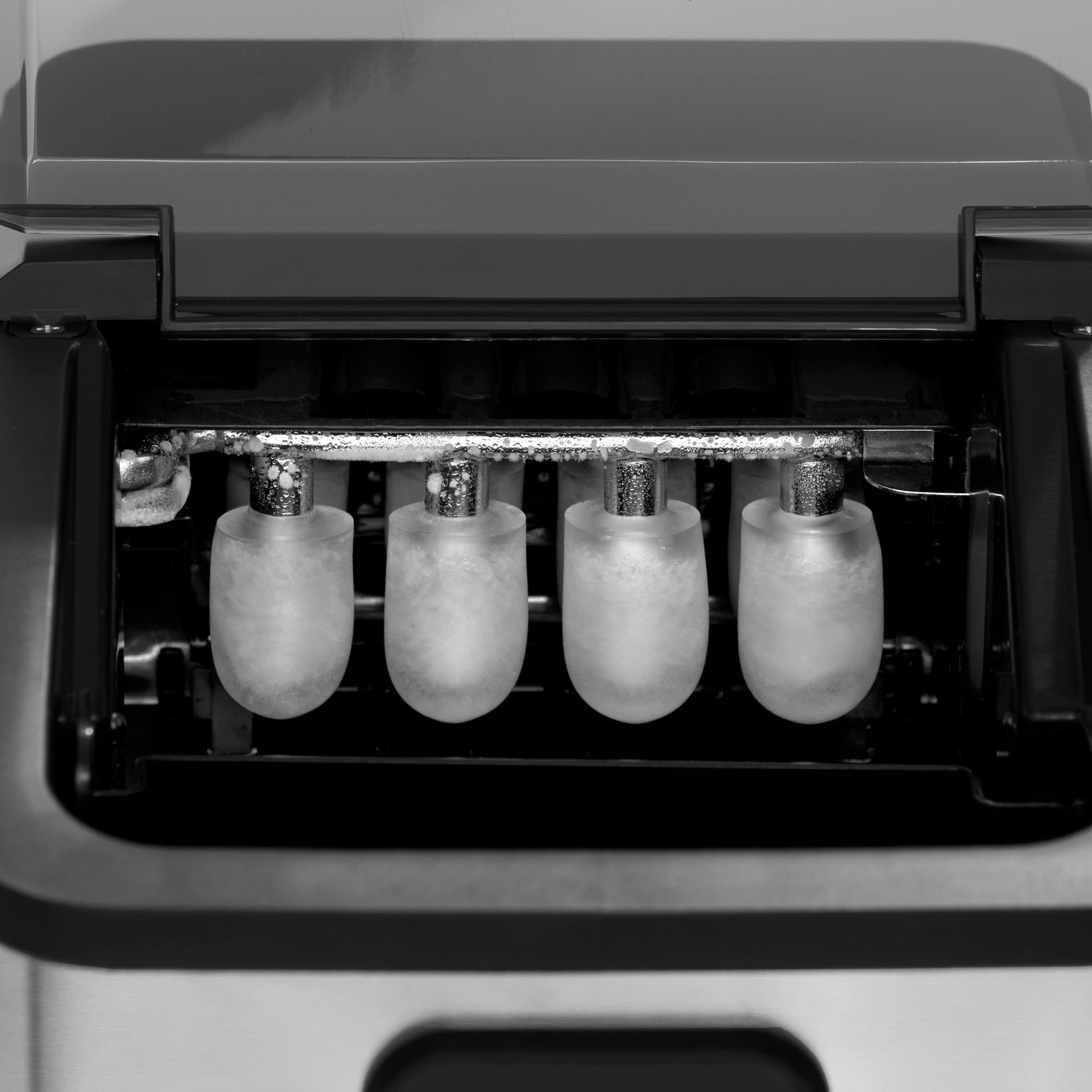 Newair® Stainless Steel Mini Countertop Bullet Ice Maker - 26lbs/Day Ice Production for Cocktails, Beverages & Home Bars