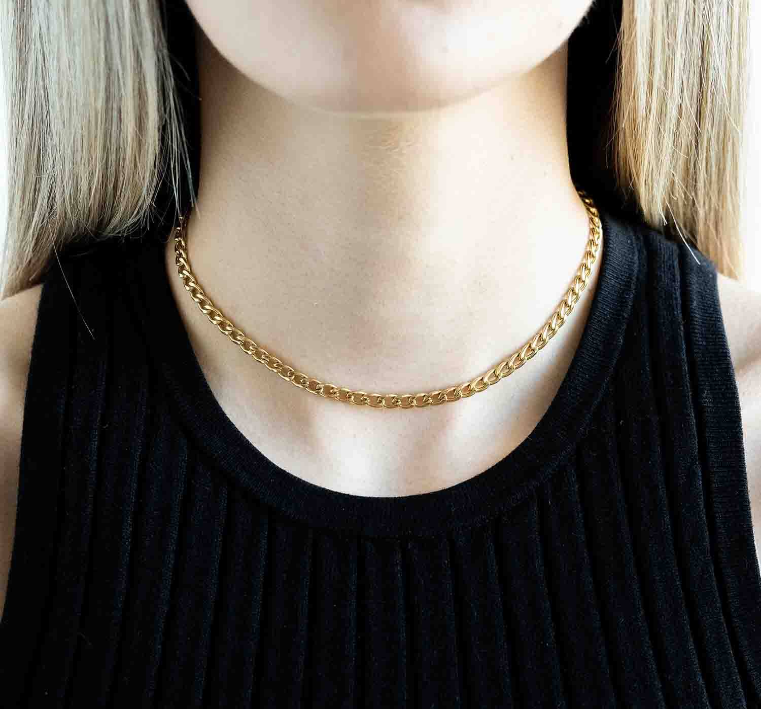 Elegant Gold Chain Choker Necklace for Women - Trendy Layering Piece for Casual & Evening Wear
