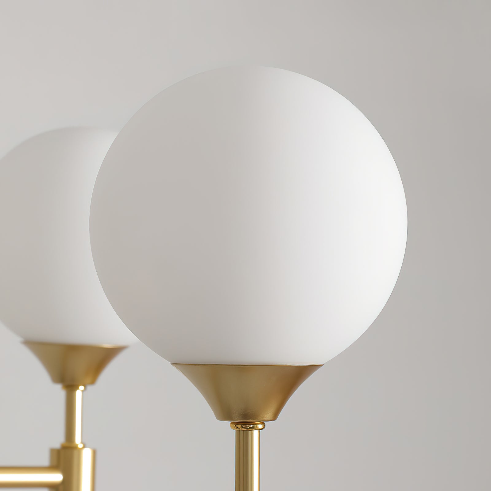 Alessio Globe Chandelier - Modern Crystal Glass Ceiling Light Fixture for Dining Room, Living Room & Bedroom - Elegant Lighting Decor for Home & Office