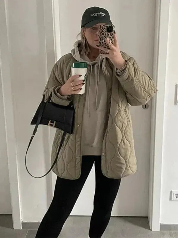 Stylish Women's Quilted Jacket with Round Neck - Perfect for Fall Layering & Outdoor Activities