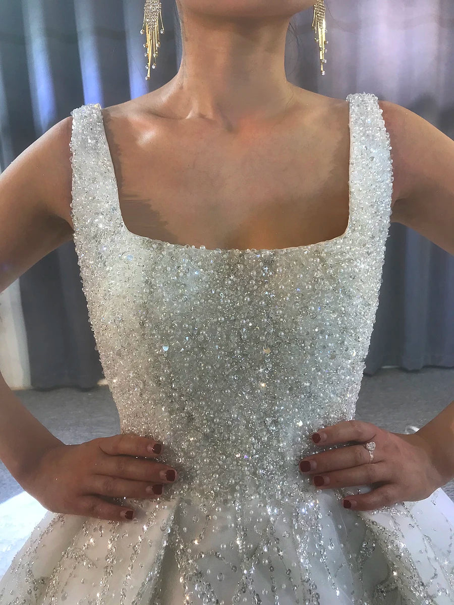 Elegant Sleeveless Ball Gown Wedding Dress with Lace Beading & Straps - Perfect for Bridal, Prom, Evening Gala & Formal Occasions