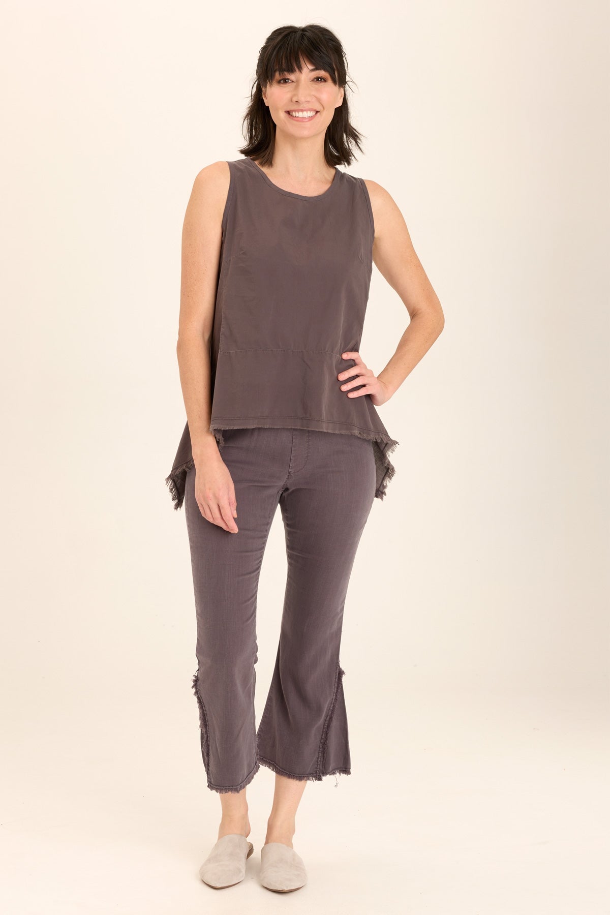 Stylish Hakarl Ankle Pants for Women - High Waist Slim Fit Cropped Trousers for Work, Office & Casual Wear