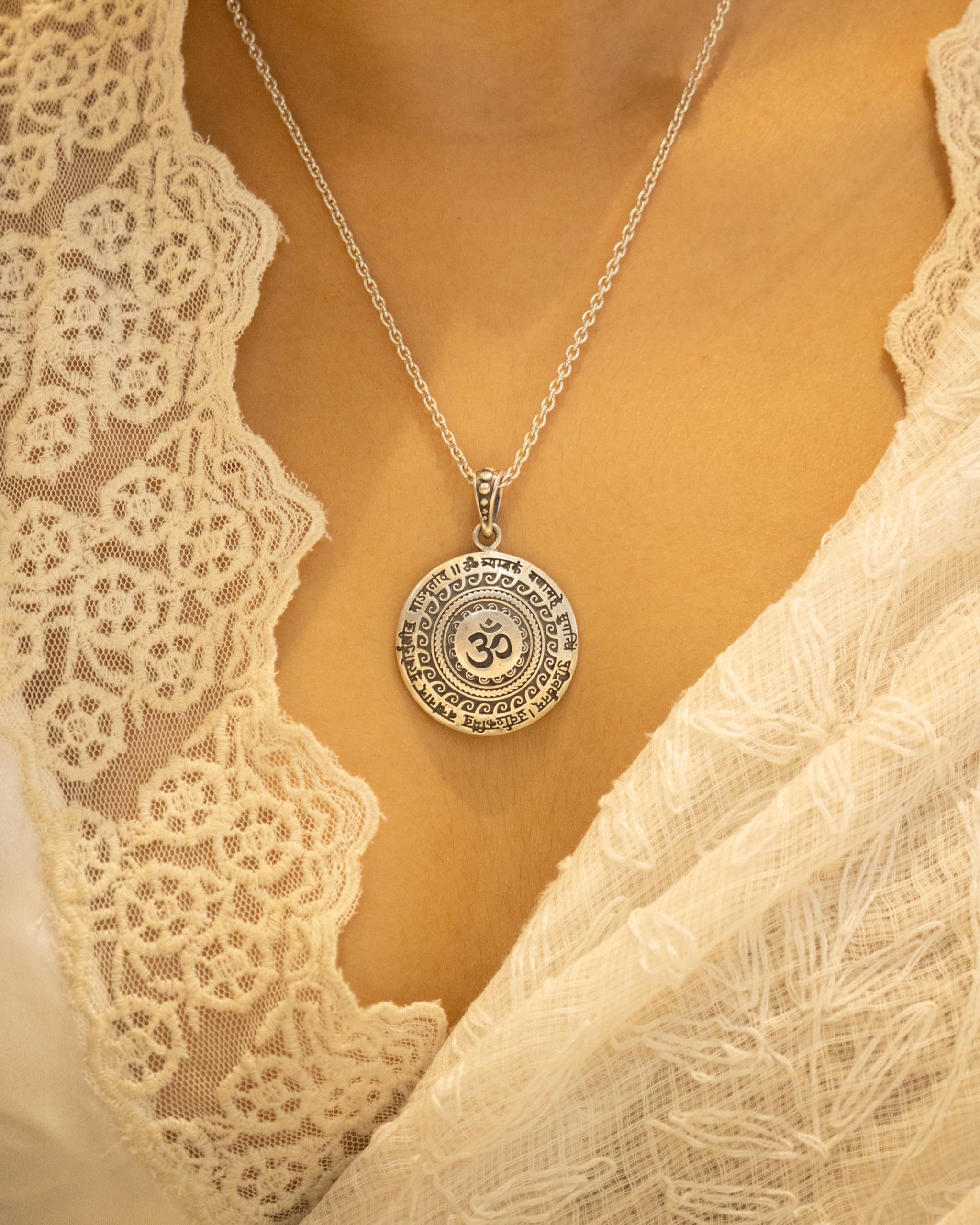 Shyle 925 Sterling Silver Pendant Necklace - Maha Mrityunjaya Mantra Om Charm - Handcrafted Oxidized Indian Jewelry - 92.5 Stamped - Spiritual Women's Accessories for Meditation, Yoga & Daily Wear