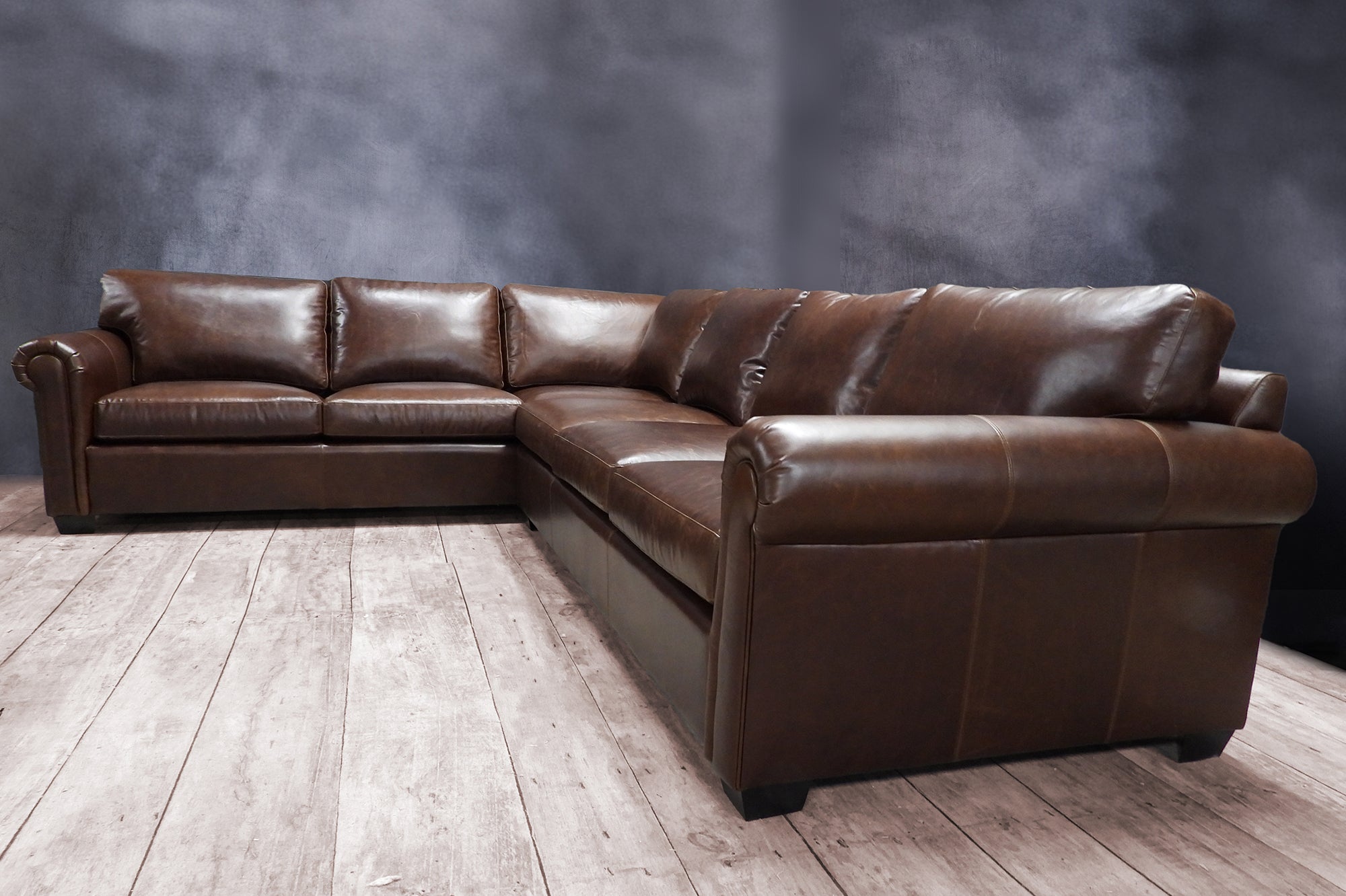 Winchester Grand Genuine Leather Sectional Sofa - Luxurious Living Room Furniture for Home Theater & Family Gatherings