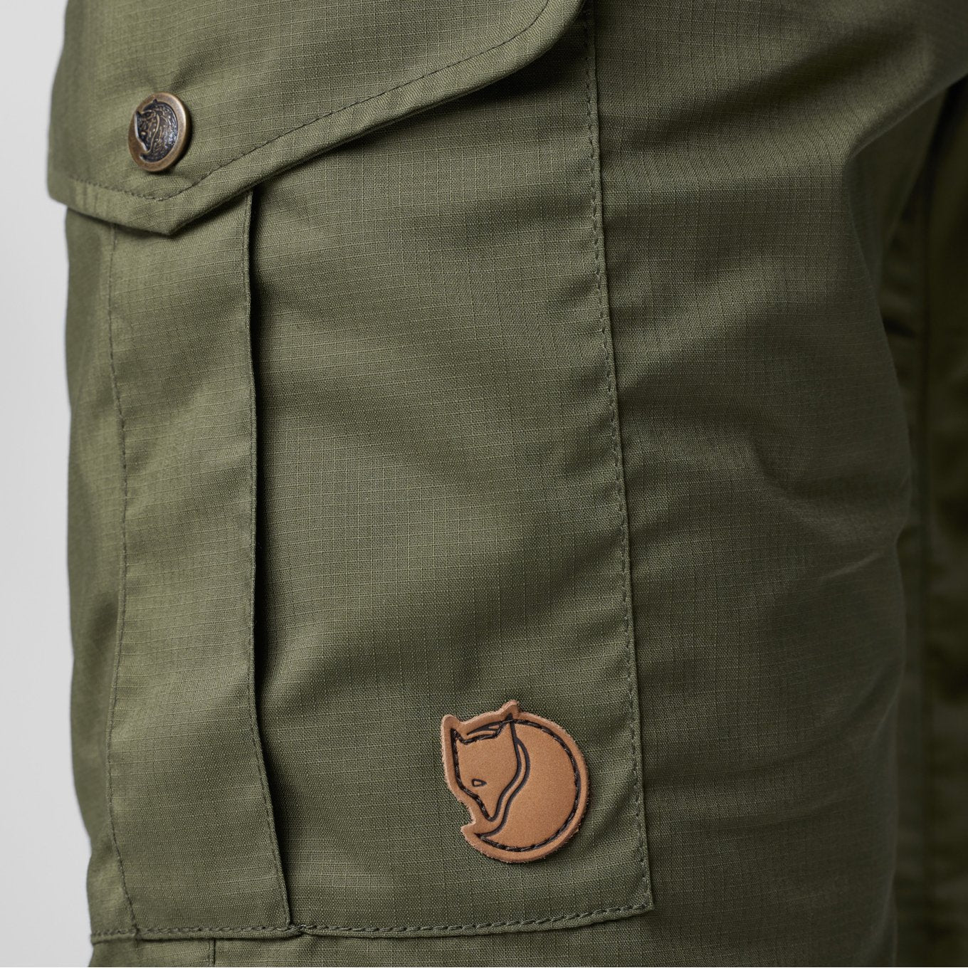 Fjallraven Vidda Pro Lite Shorts for Men - Lightweight Hiking & Outdoor Adventure Shorts - Durable & Comfortable for Camping, Travel & Summer Activities