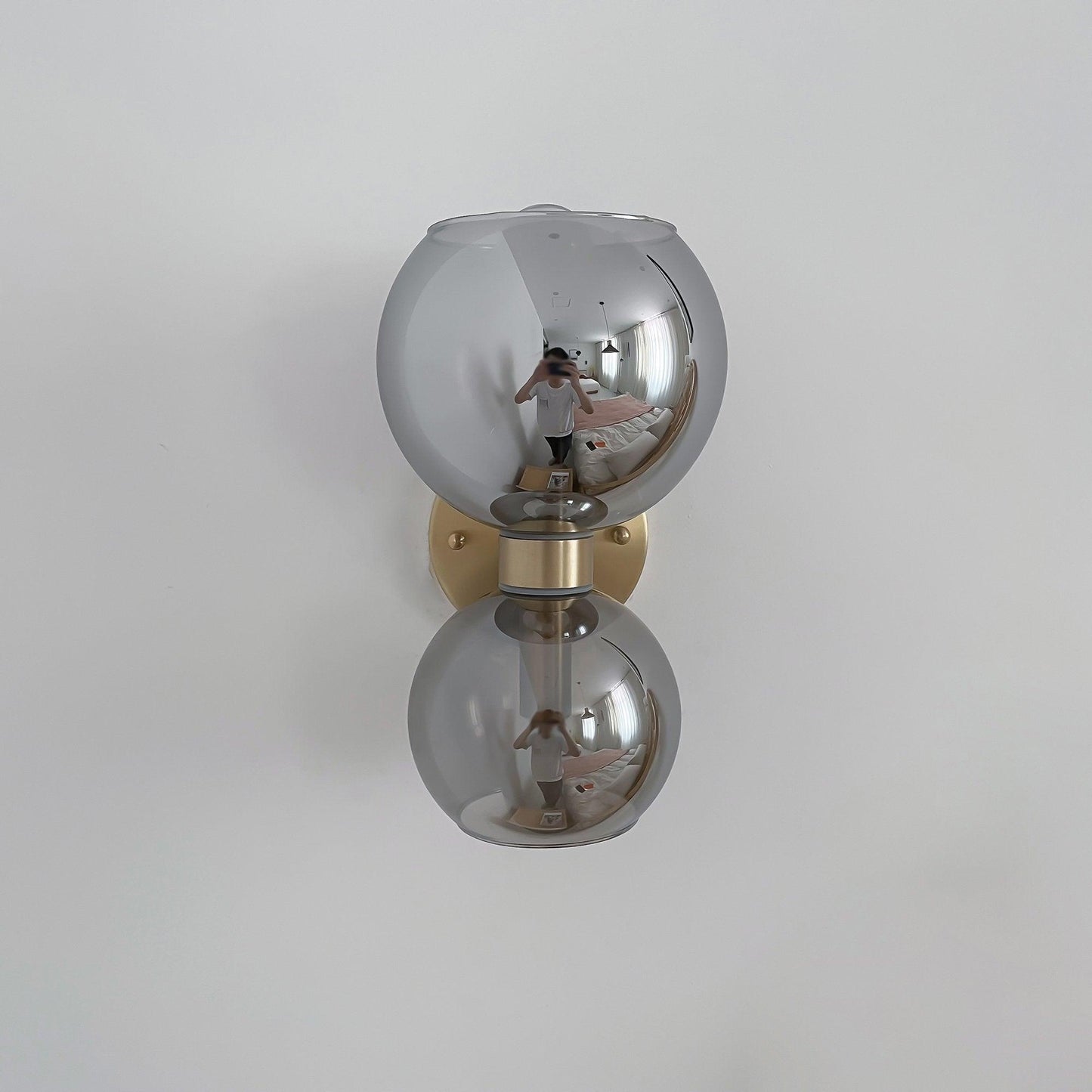 Stylish Betty's Wall Lamp - Modern LED Sconce Light for Bedroom, Living Room & Hallway - Energy Efficient Home Decor Lighting