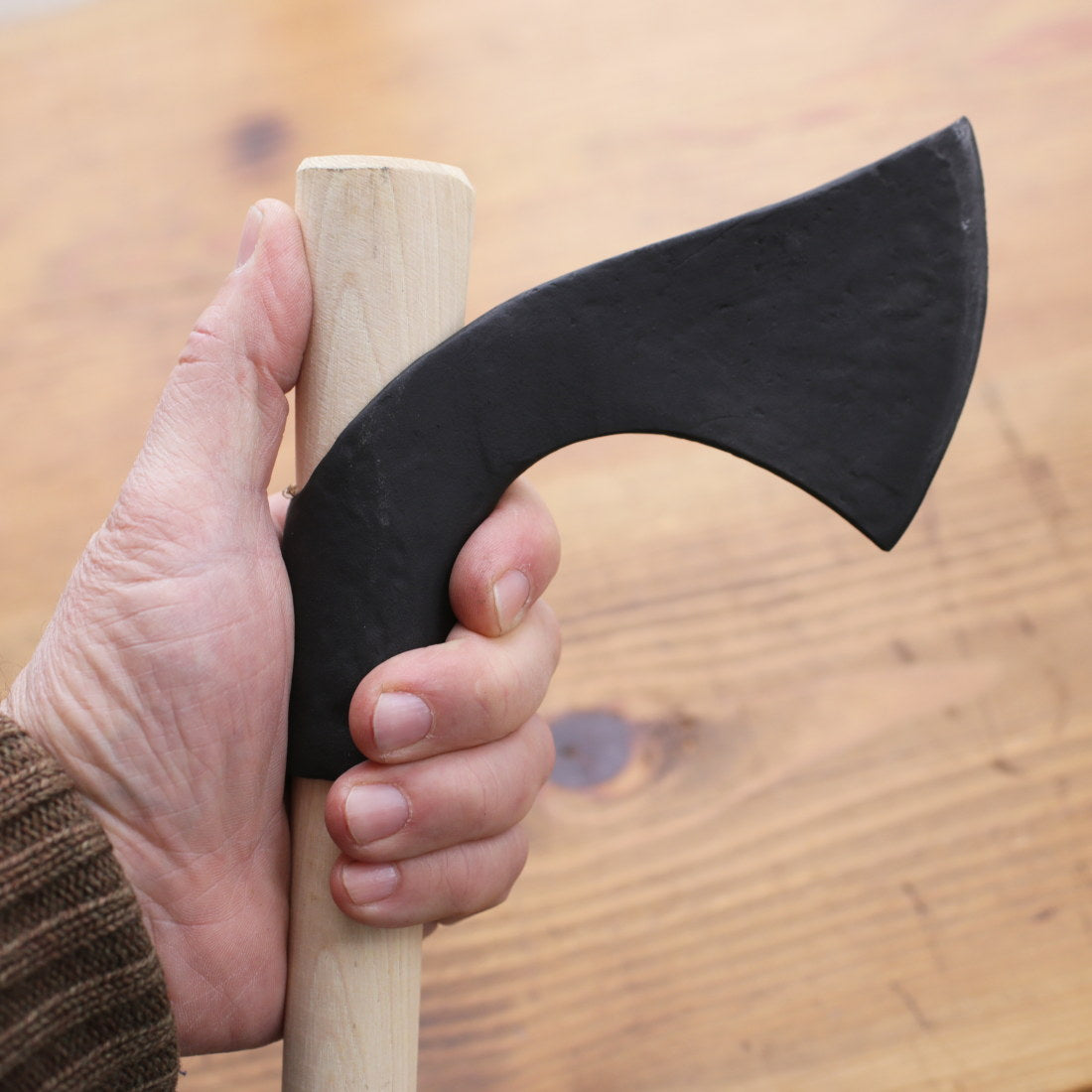 Premium French Throwing Axe - High-Quality Steel Blade with Ergonomic Wooden Handle for Outdoor Sports, Camping & Backyard Games - Perfect for Axe Throwing Competitions & Target Practice