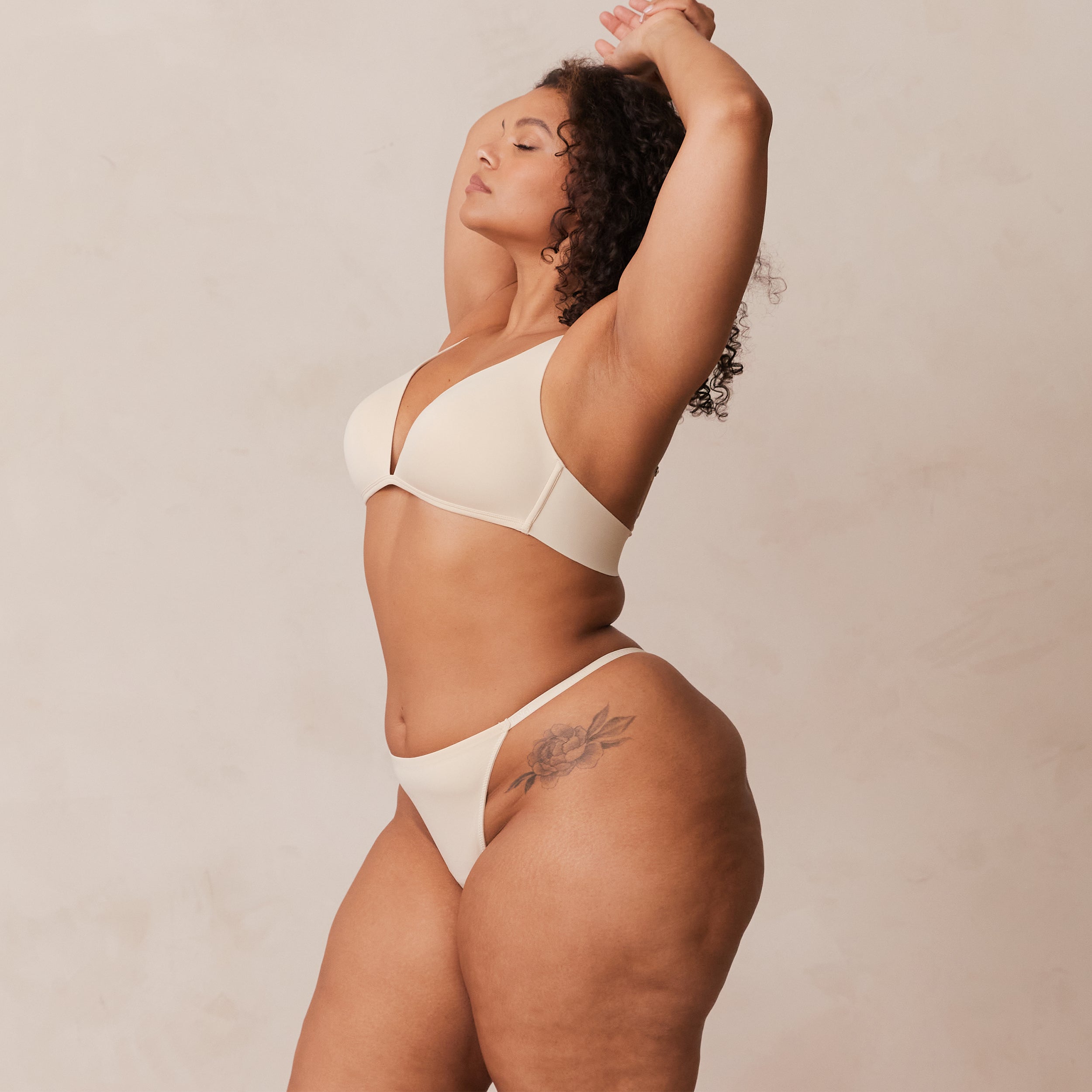 Light Non-Wired Plunge T-Shirt Bra in Latte - Comfortable Seamless Support for Everyday Wear & Layering Under Clothes