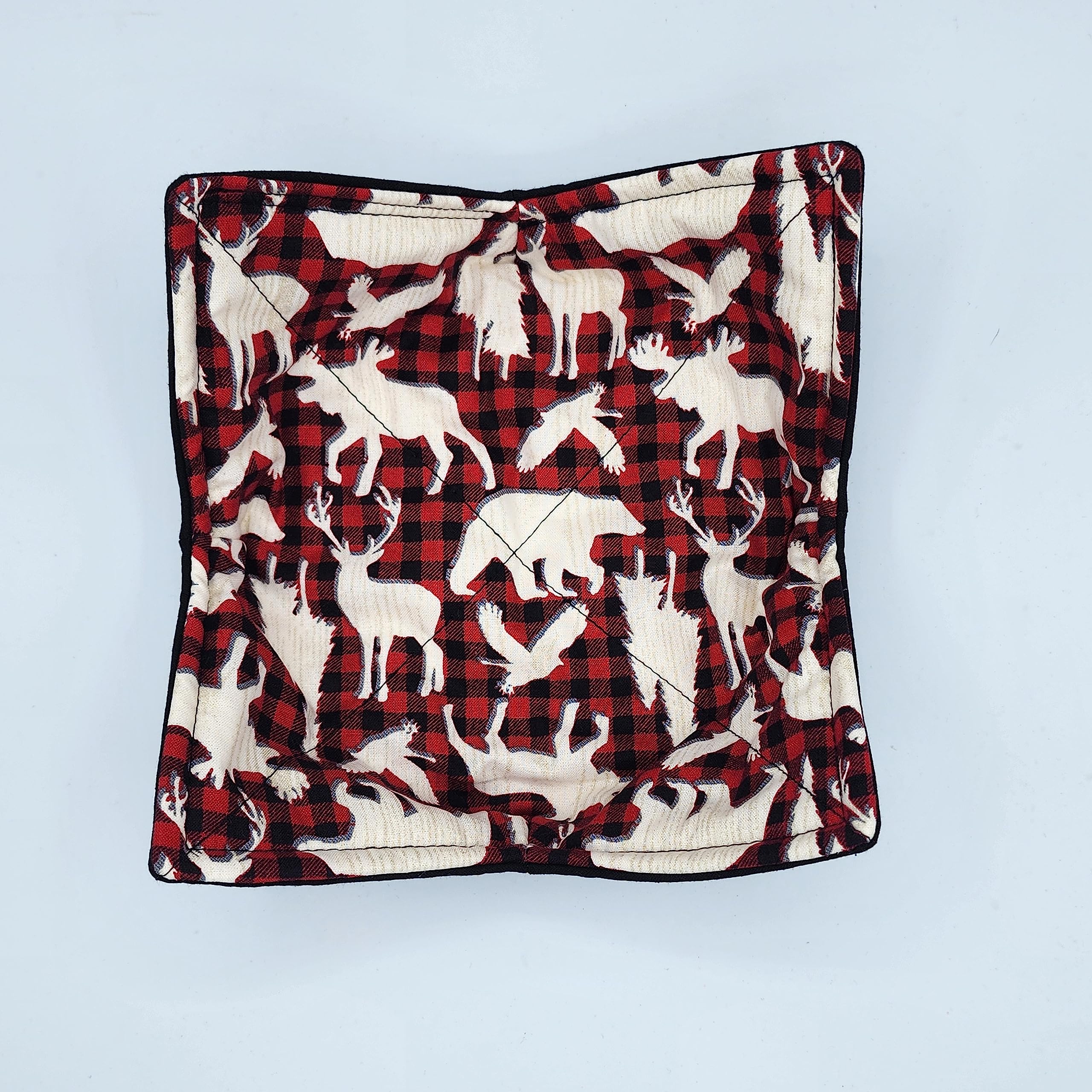 Woodland Wildlife Buffalo Plaid Microwave Cozy - Reversible Red & Black Microwavable Bowl Cover - Bear Moose Deer Eagle Rustic Design - Perfect for Soup, Coffee, and Food Warming - Ideal Housewarming Gift for Country Cabin & Kitchen Use
