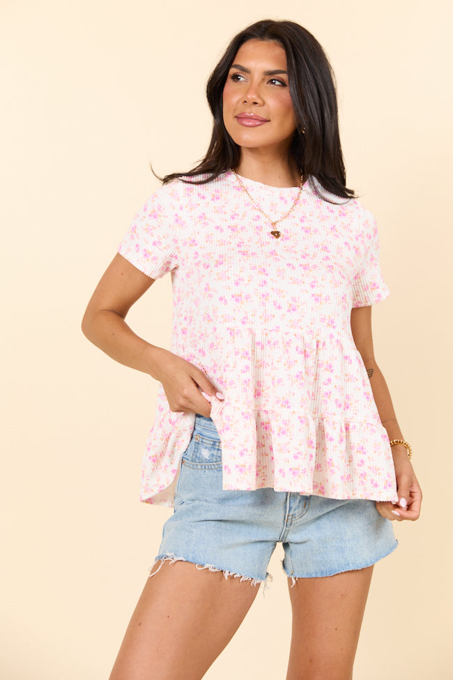 Chic and Sweet Pink White Floral Knit Tee - Women's Casual Short Sleeve T-Shirt for Spring Summer Outfits, Date Night and Weekend Wear
