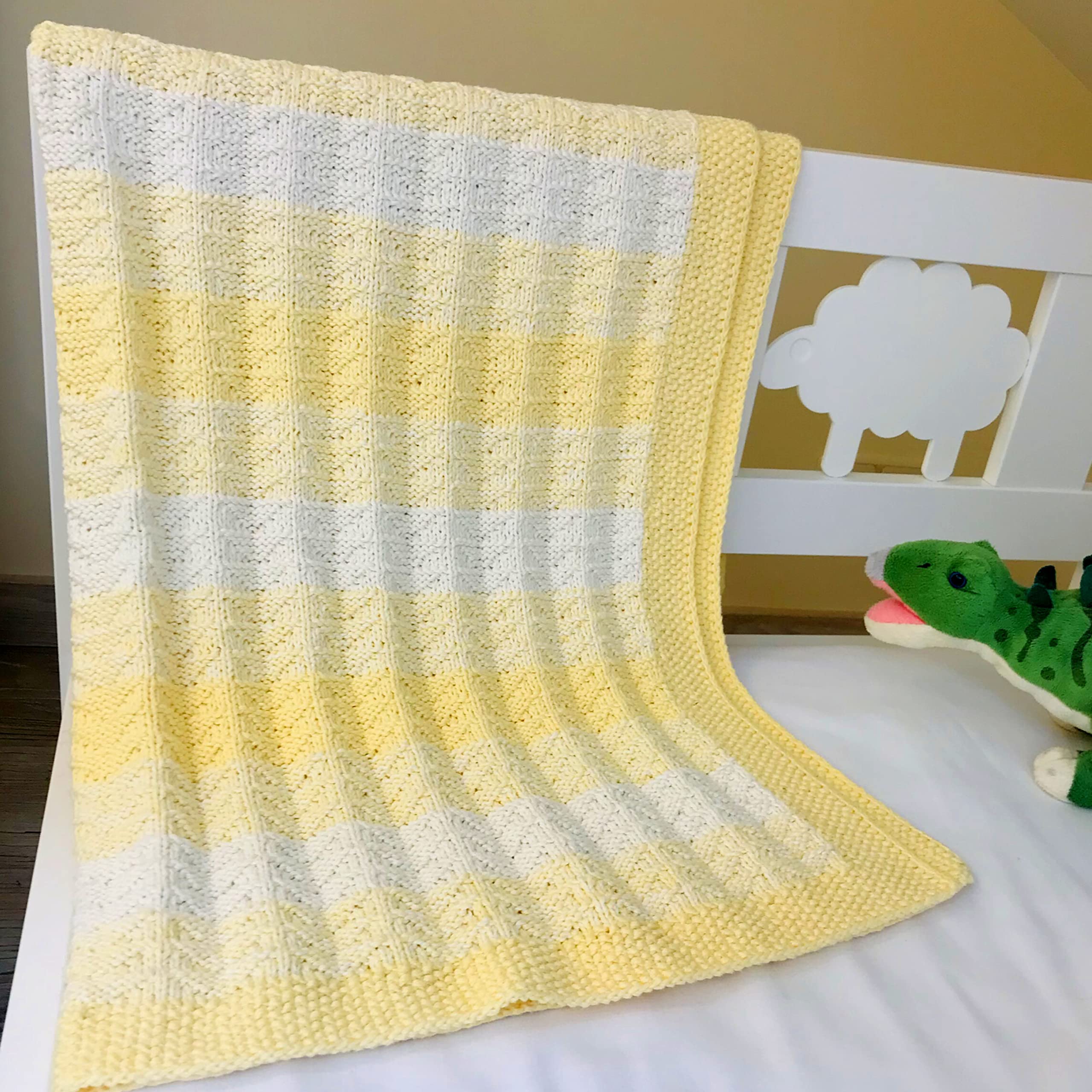 Soft Hypoallergenic Cotton Hand-Knitted Baby Blanket - 35x35 Inch Yellow & White Neutral Blanket for Newborns | Perfect for Nursery, Christening, Easter Gifts for Boys & Girls | Cozy & Safe for Infants