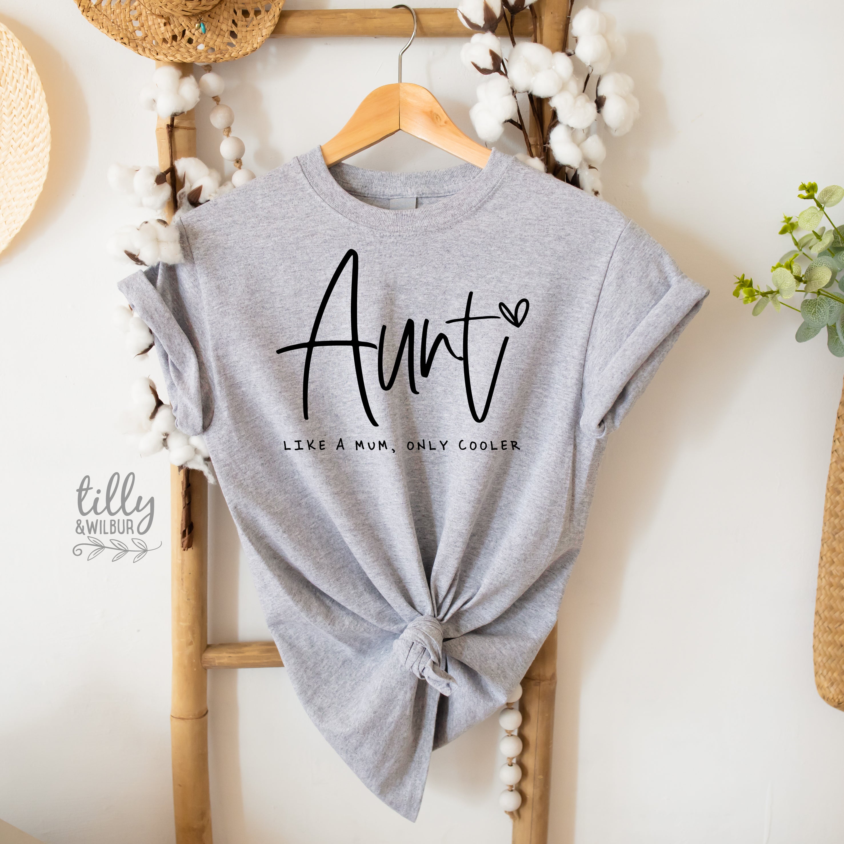 Cool Aunt Gift - Like A Mom But More Fun - Perfect for Birthdays, Christmas & Special Occasions