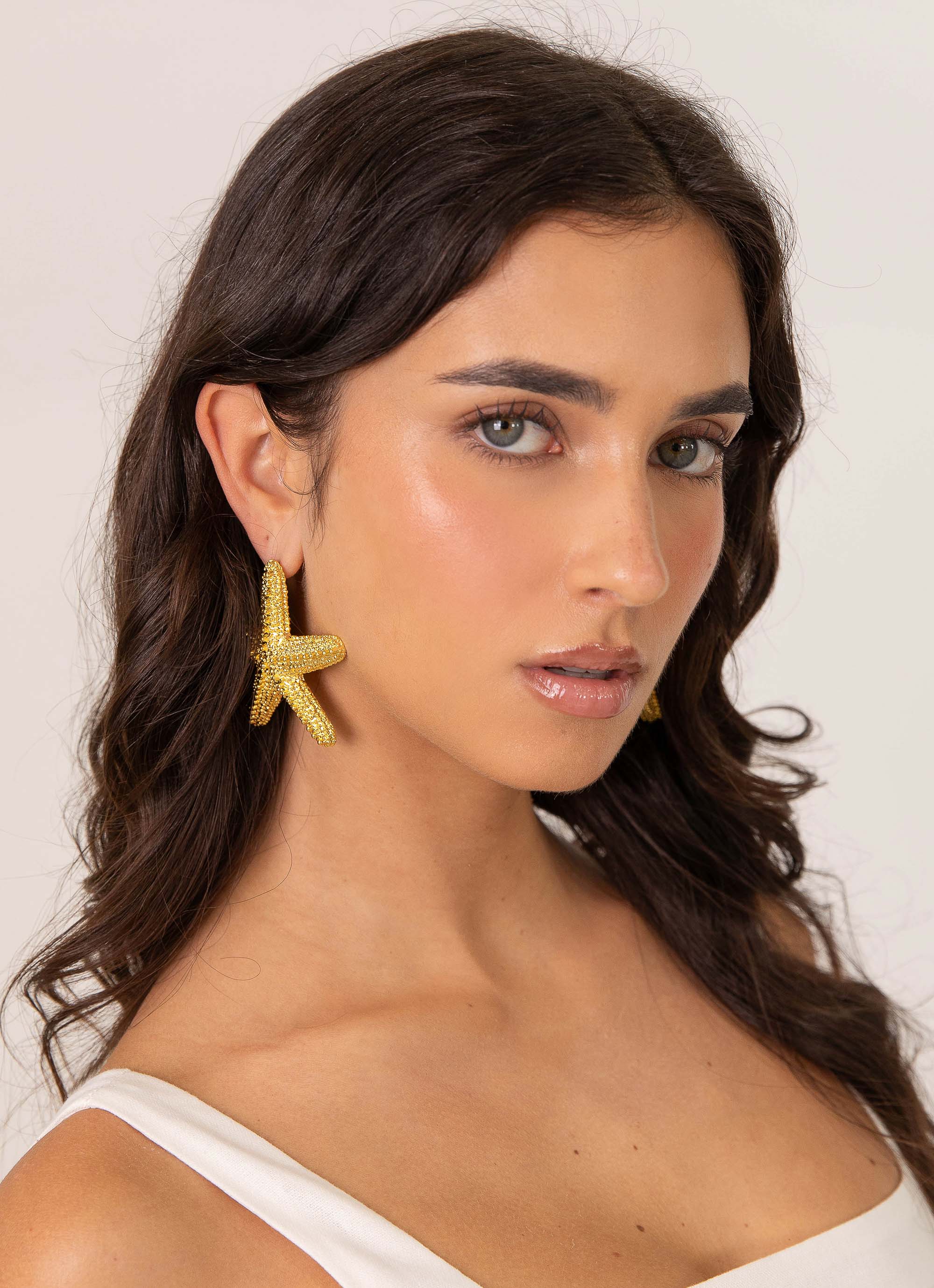 Geneve Starfish Earrings - 14K Gold Plated Dainty Stud Earrings for Women, Perfect for Beach Vacations & Summer Outfits