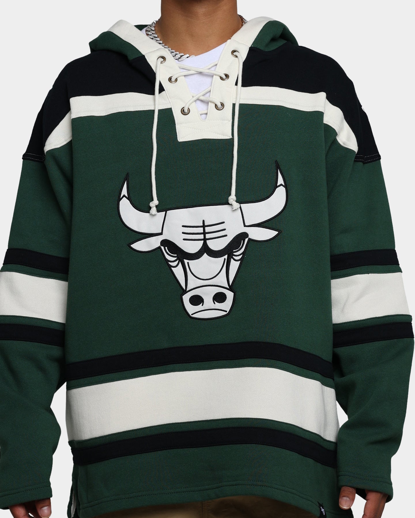 47 Brand Chicago Bulls Superior Lacer Hoodie for Men - Dark Green NBA Basketball Fan Apparel - Perfect for Game Day, Streetwear & Casual Outfits