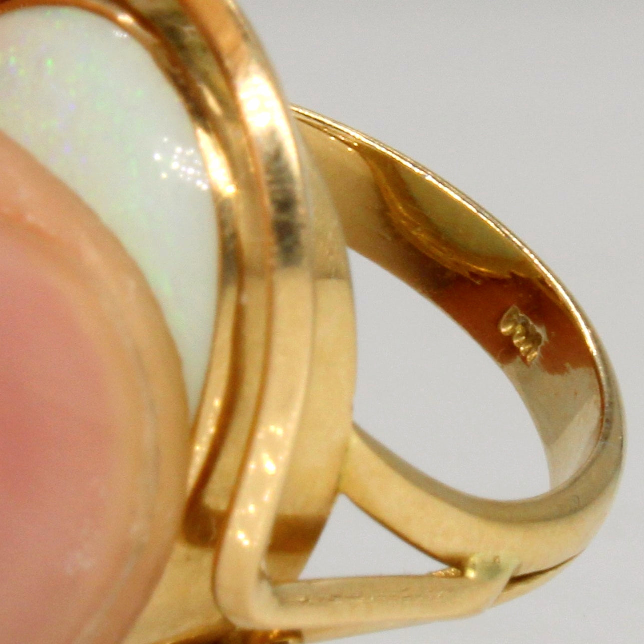 Opal Cocktail Ring for Women - 7.35 Carat Genuine Opal Gemstone - Size 6.25 - Elegant Statement Jewelry for Evening Parties, Weddings & Special Occasions